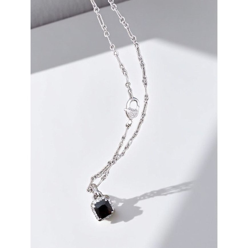 Unknown London NWOT Silver Locket Necklace with Black Gem Pendant Vintage Size ONE SIZE - 1 Thumbnail