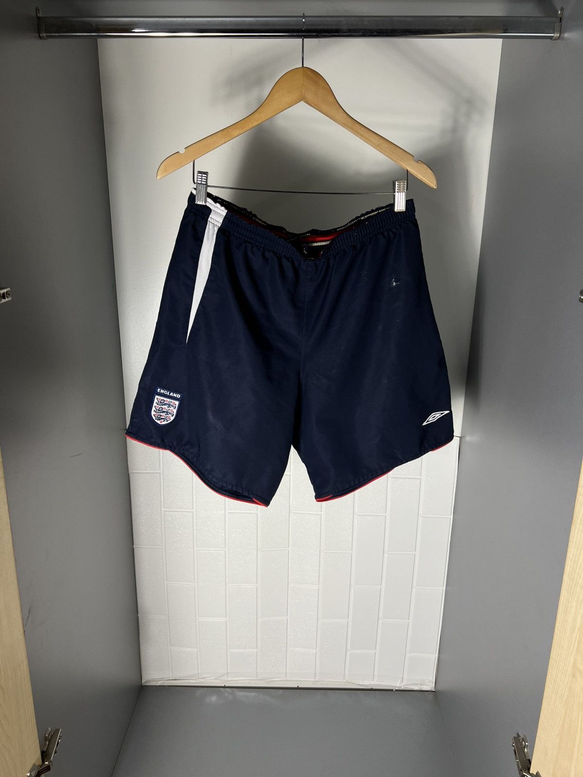 Umbro × Vintage VERY RARE UMBRO ENGLAND RETRO SOCCER SHORTS BLOKECORE 90s Size US 34 / EU 50 - 2 Thumbnail