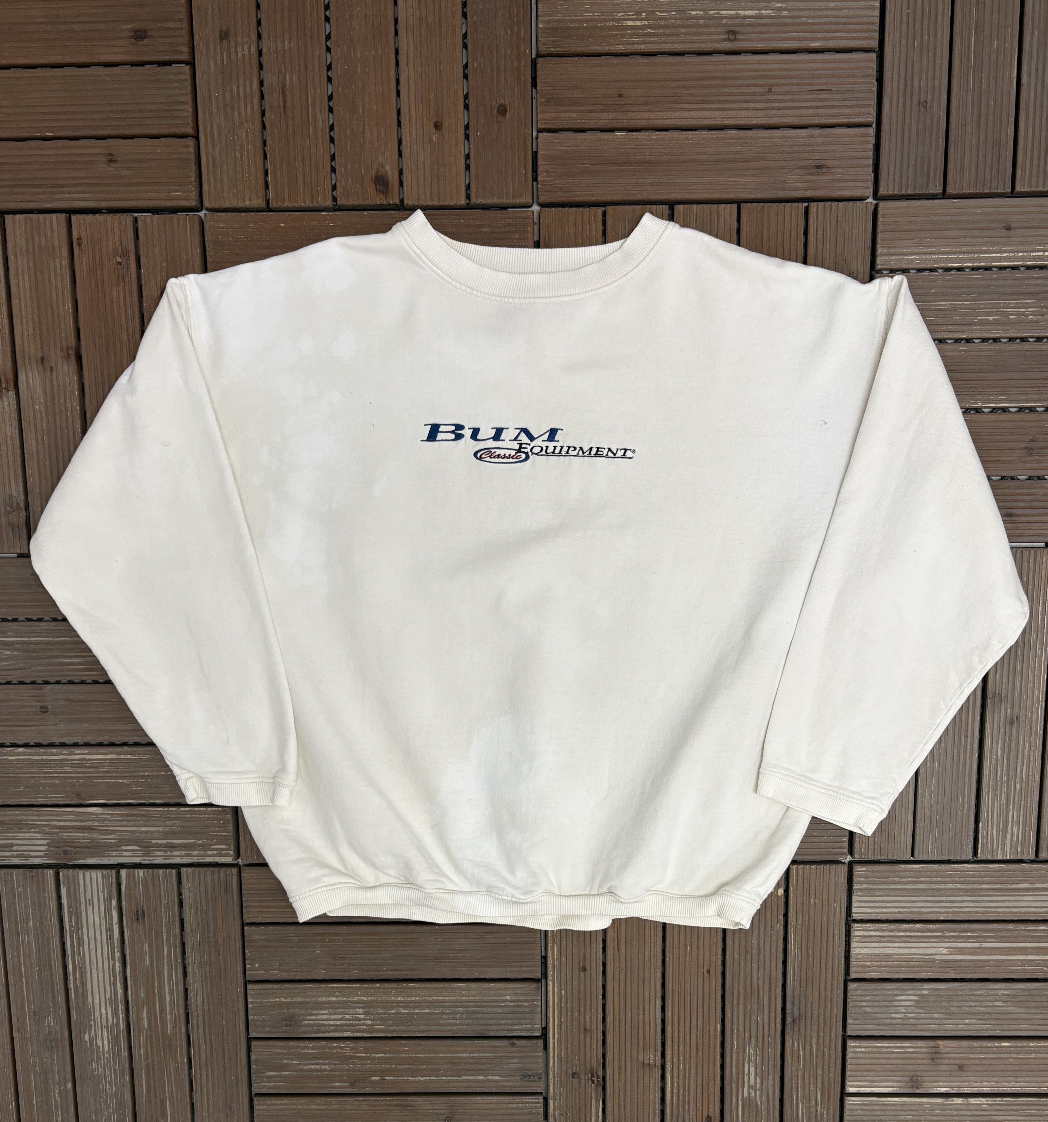 Vintage B.U.M. Equipment Embroidered Vintage White Crewneck Sweater Size US L / EU 52-54 / 3 - 1 Thumbnail