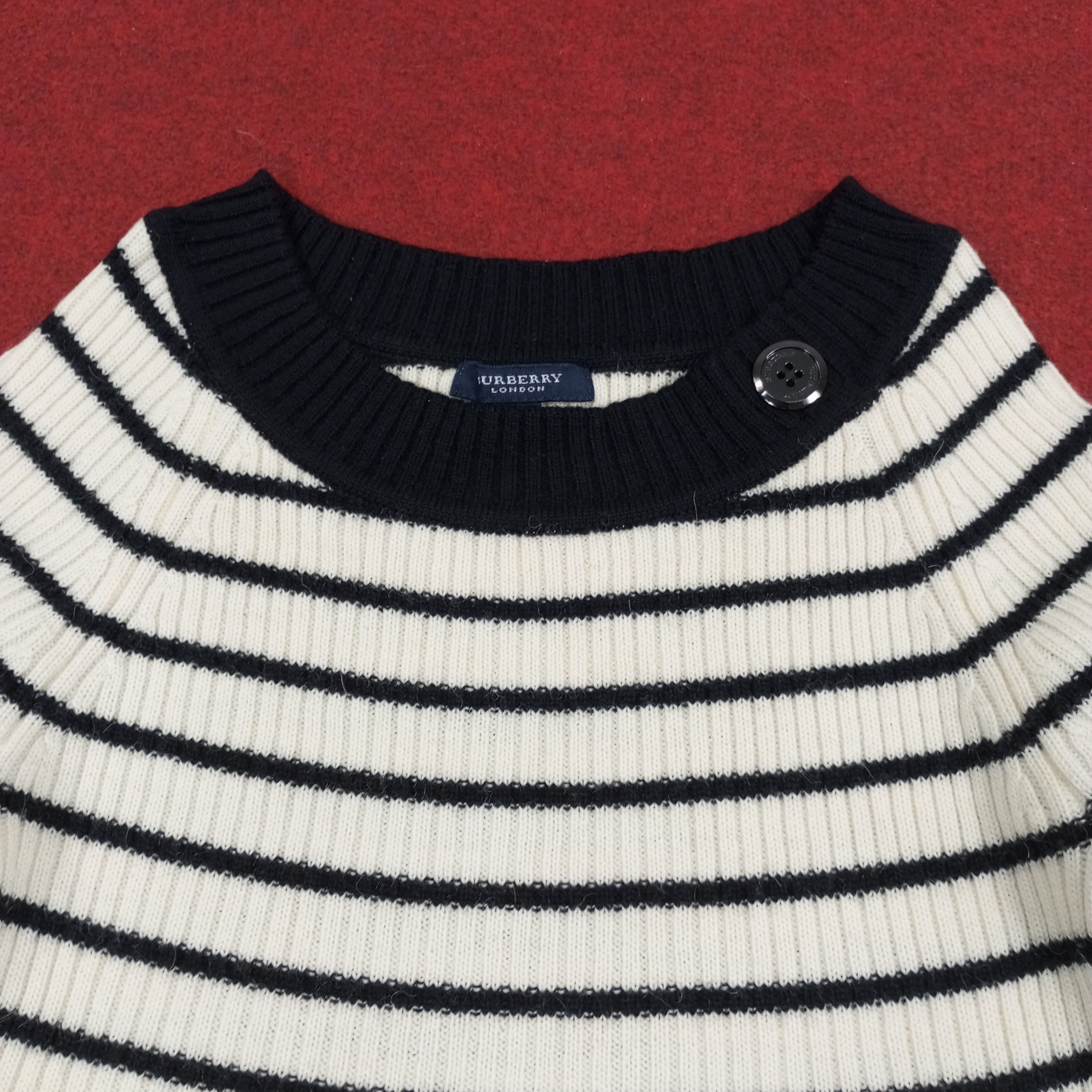 Burberry × Vintage Burberry London Fashion Style Tshirt Size XXS / US 00 / IT 34 - 3 Thumbnail