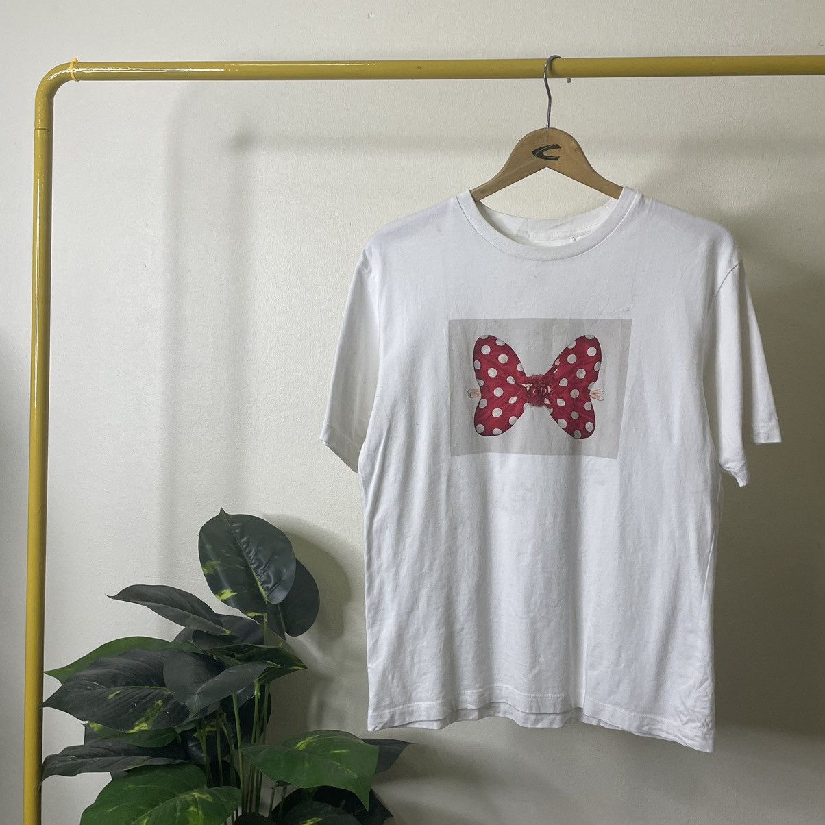 Disney × Japanese Brand × Uniqlo Yuni Yoshida x Disney Mickey Mouse For Uniqlo Collabs Tee Size US M / EU 48-50 / 2 - 1 Thumbnail