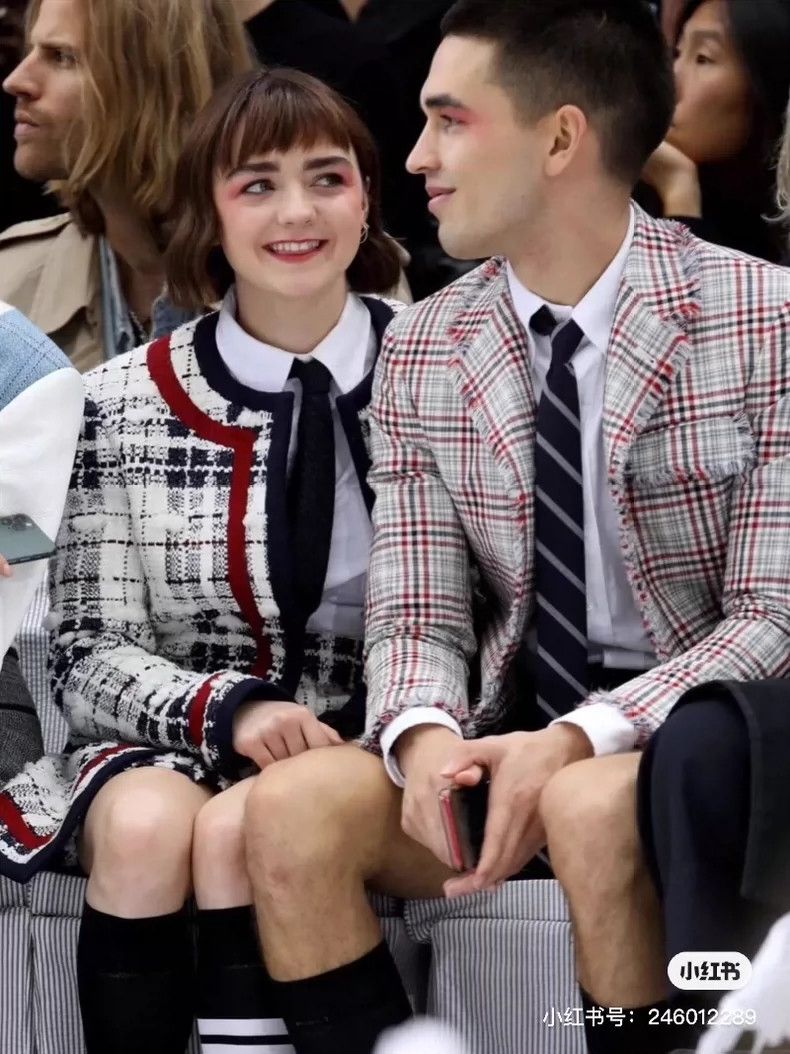 Thom Browne Thom Browne A dress with a pattern of fine lines Size 26" / US 2 / IT 38 - 6 Thumbnail