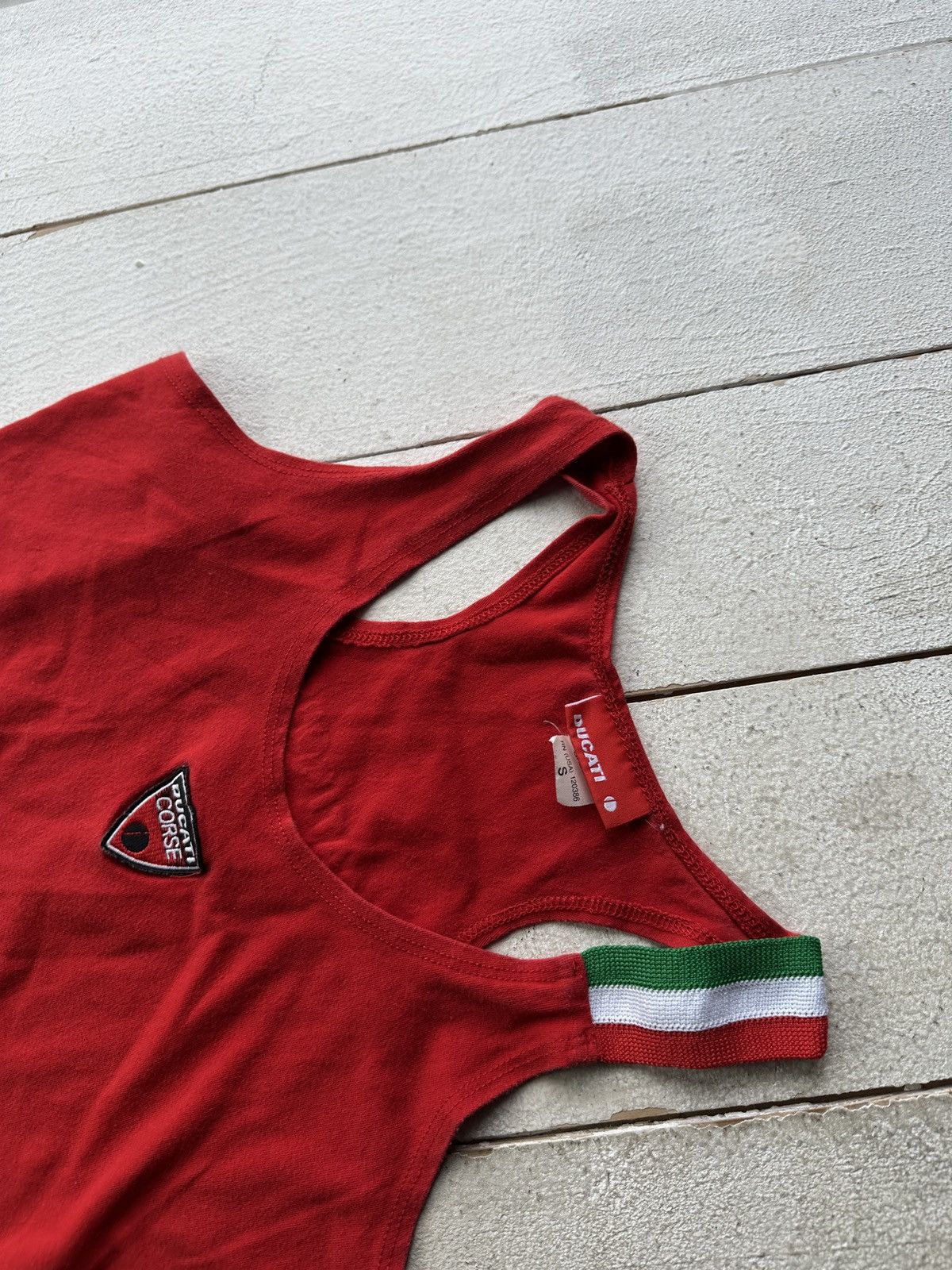 Ducati RARE 🚨 RED DUCATI BIG LOGO TANK TOP WOMEN MOTO SPORT RACING Size S / US 4 / IT 40 - 2 Thumbnail