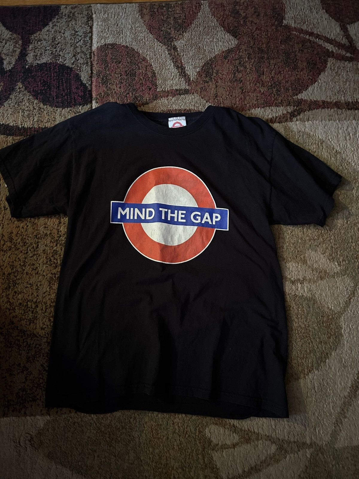 Other Mind The Gap London T-Shirt Size US M / EU 48-50 / 2 - 1 Thumbnail