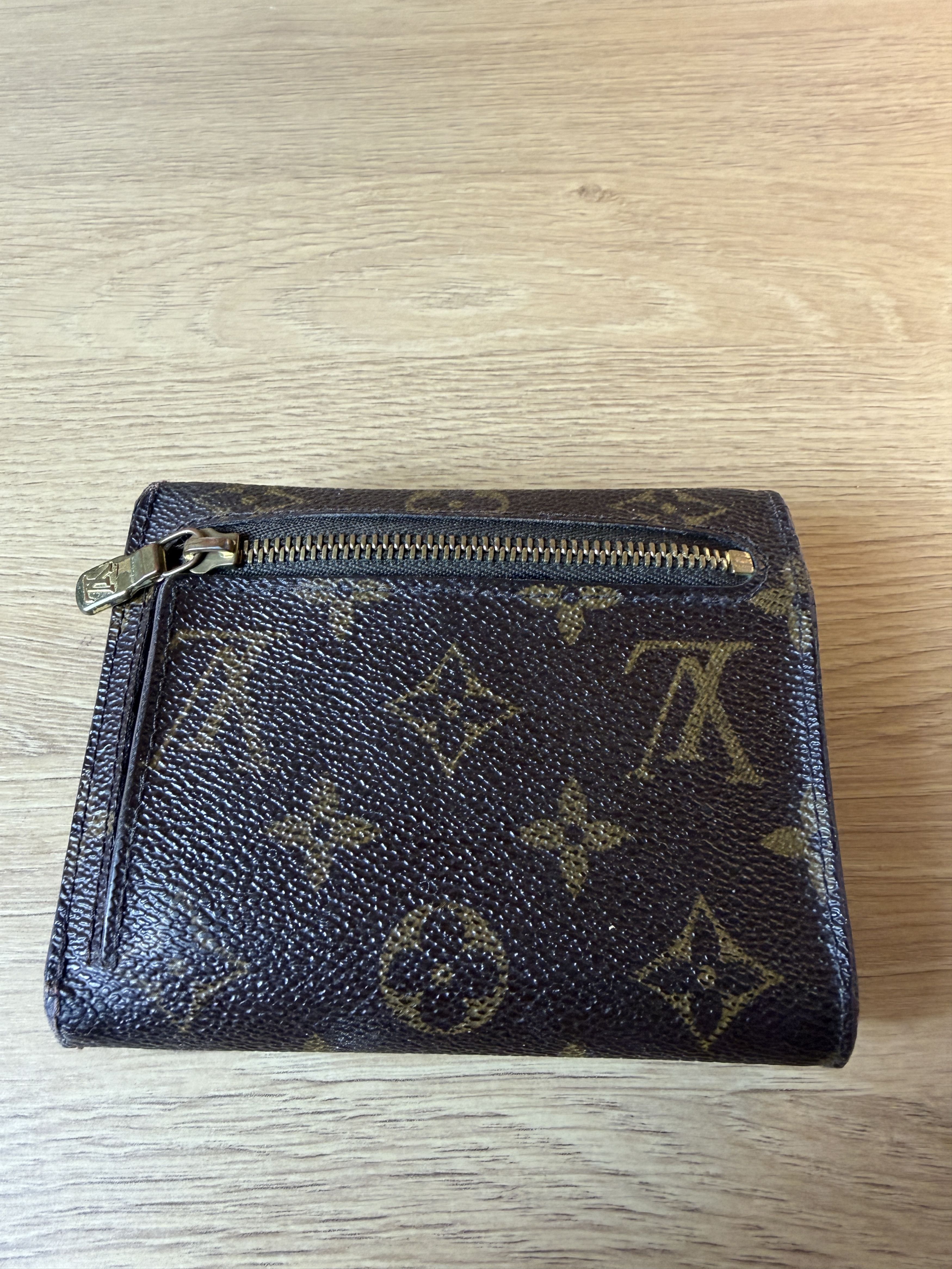 Louis Vuitton vintage louis vuitton wallet monogram Size ONE SIZE - 11 Thumbnail