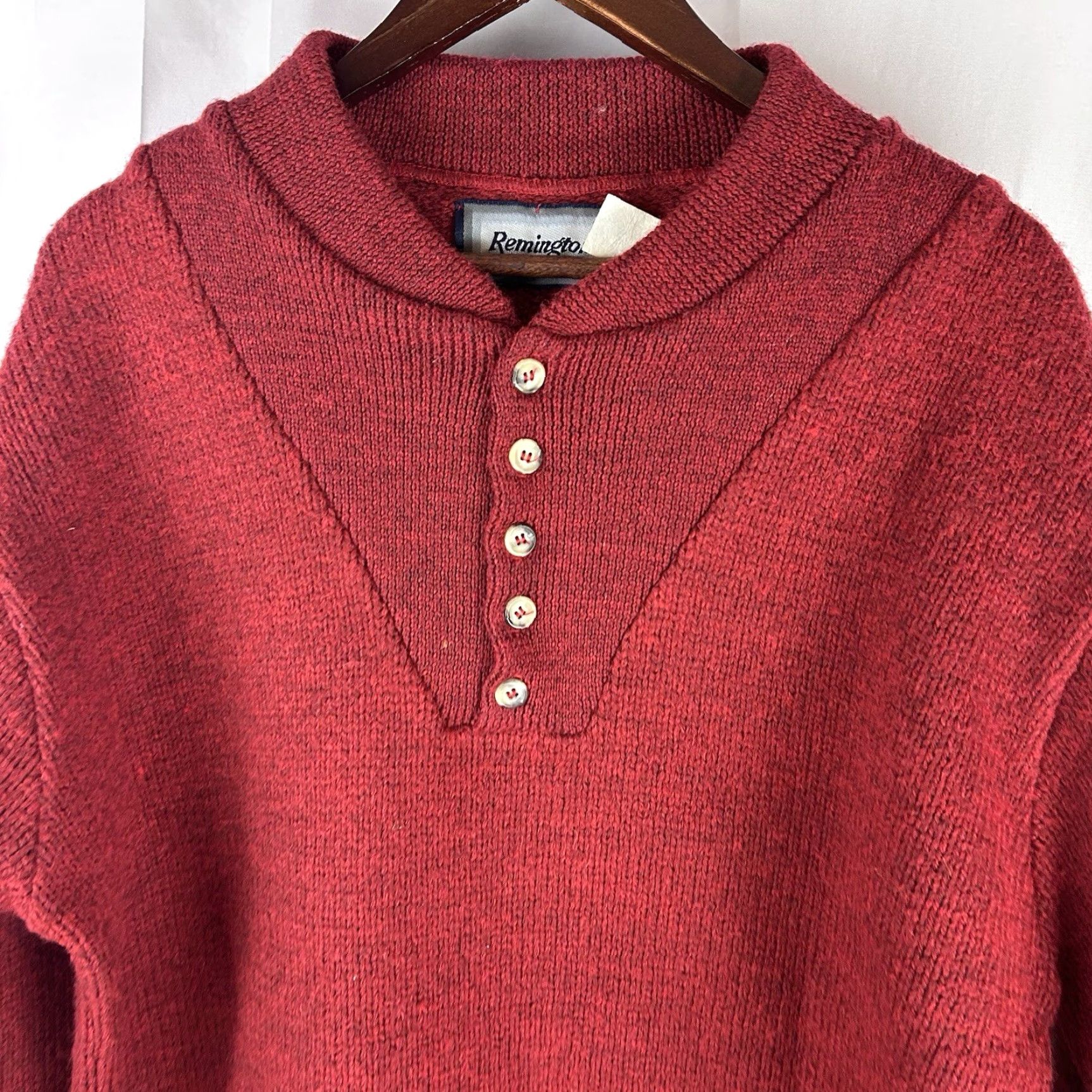 Vintage VINTAGE Remington Sweater Men’s XL Windstopper Wool Orlon Red Chest Vtg 5 Button Pullover Crew Neck Long Sleeve Knit Solid USA 90s Mens Size US XL / EU 56 / 4 - 2 Thumbnail