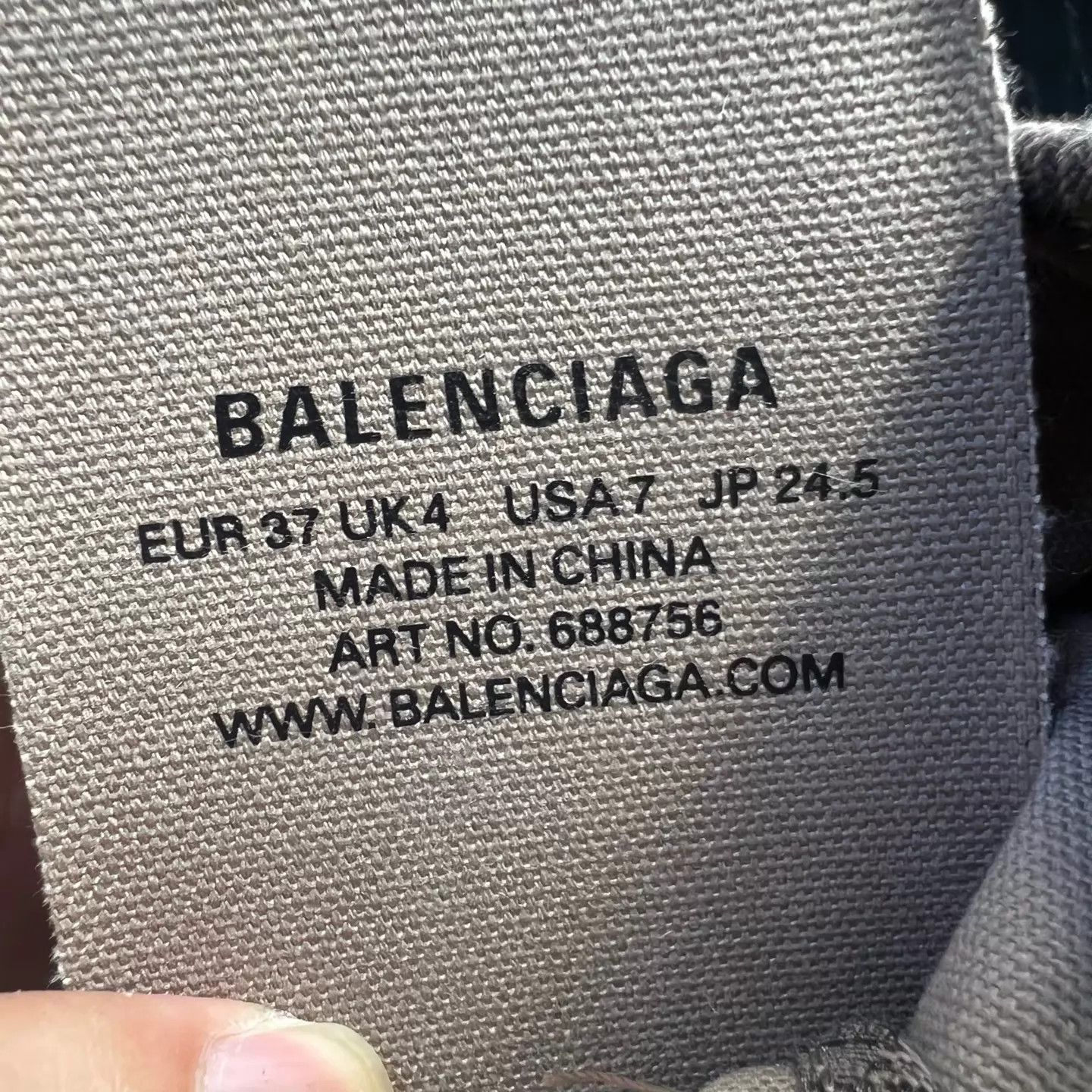Balenciaga Balenciaga Allover Brown Distressed Sneakers 37 99 New Size US 7 / IT 37 - 7 Thumbnail