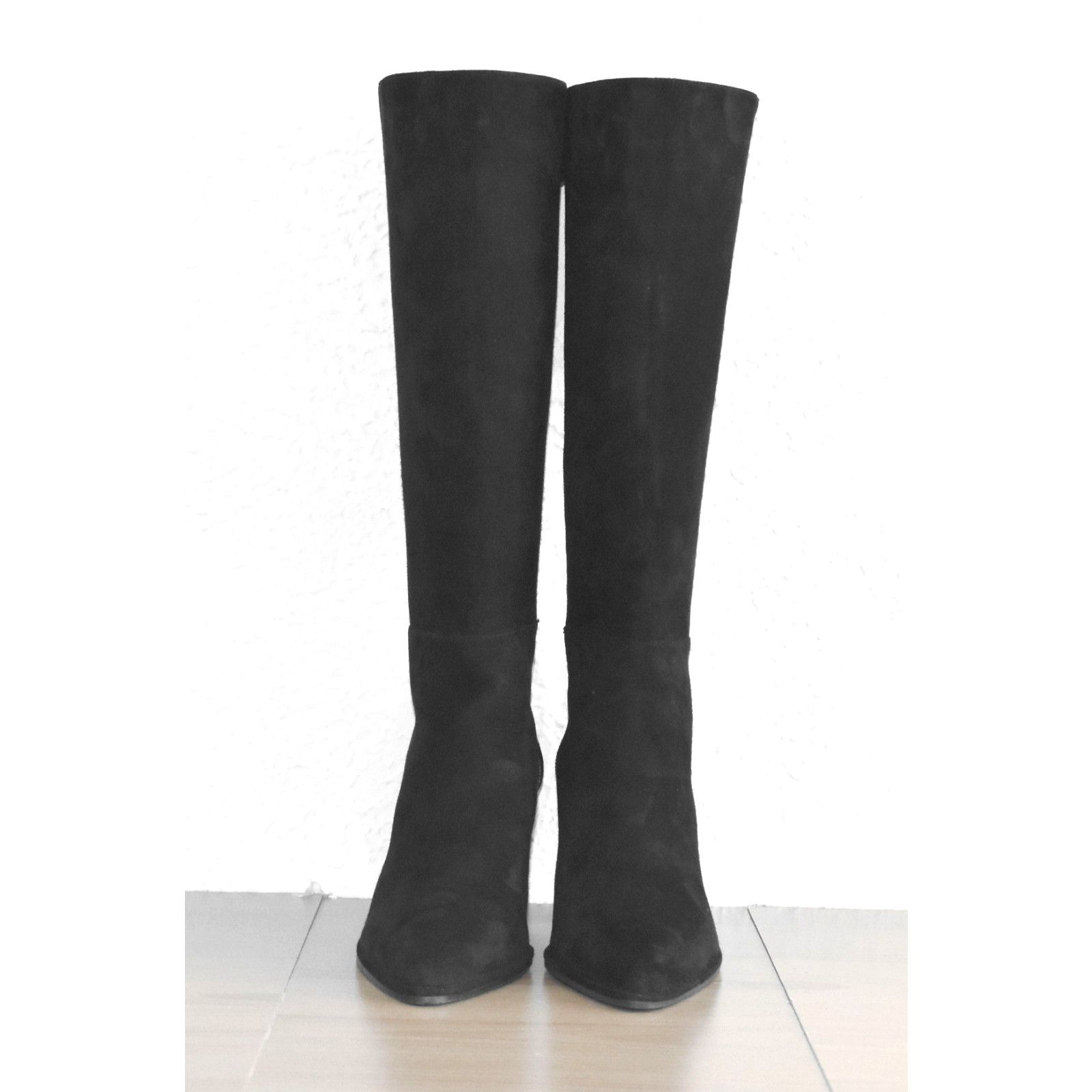 Stuart Weitzman STUART WEITZMAN Black Suede Side Zipper Boots Size 7 B Size US 7 / IT 37 - 3 Thumbnail