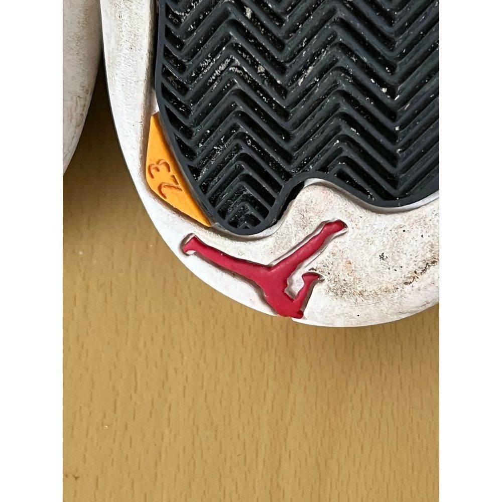 Jordan Brand Jordan Retro Reverse Taxi” Size 6Y /7.5 W Size US 7.5 / IT 37.5 - 10 Thumbnail