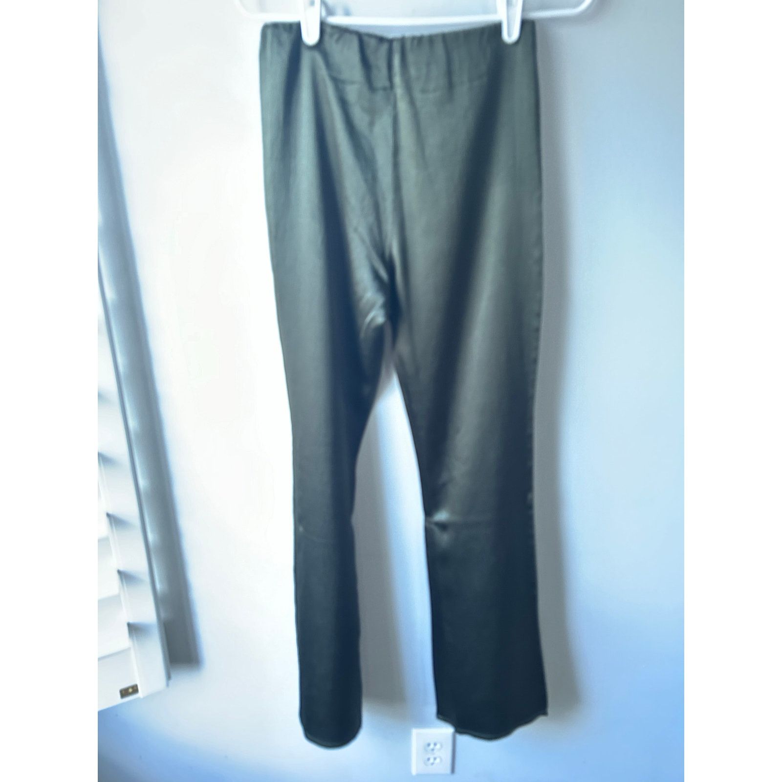 Zara Zara Pant and Top Satin Set in Green Size Large Size 28" / US 6 / IT 42 - 7 Thumbnail