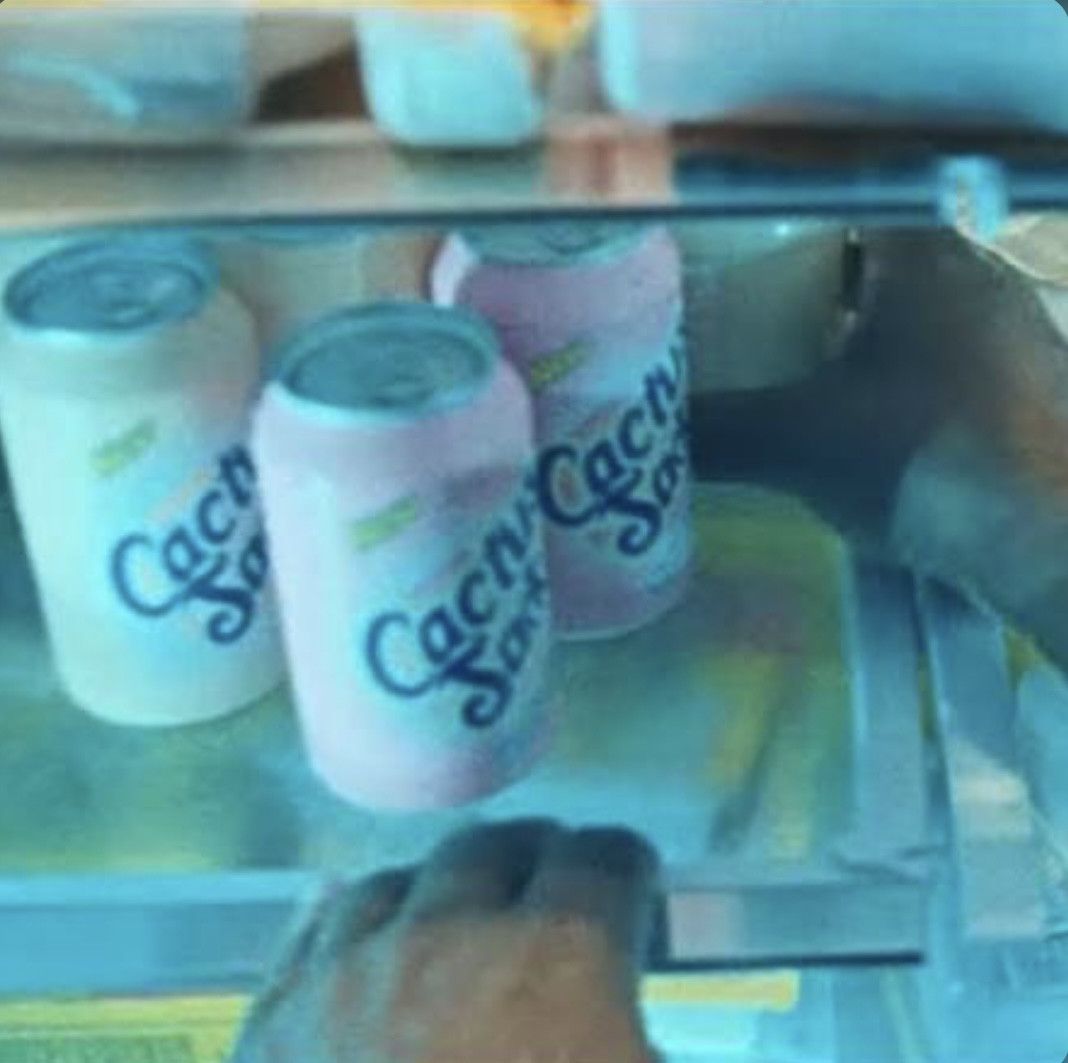 Travis Scott Extremely Rare Travis Scott Cactus Jack Peach Soda Prop Size ONE SIZE - 2 Thumbnail