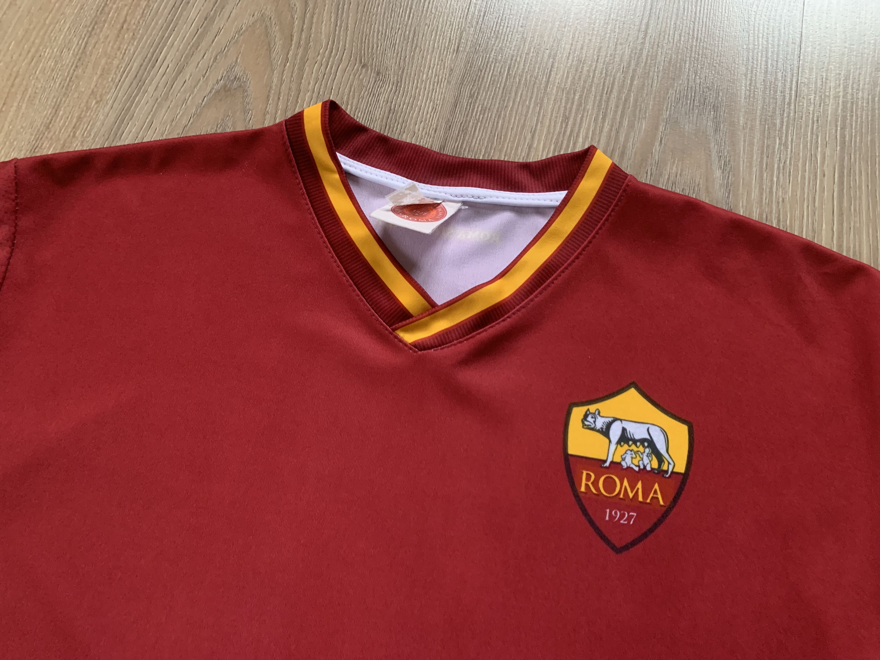 Other Mens AS Roma Totti #10 Red Home Jersey Size US M / EU 48-50 / 2 - 5 Thumbnail
