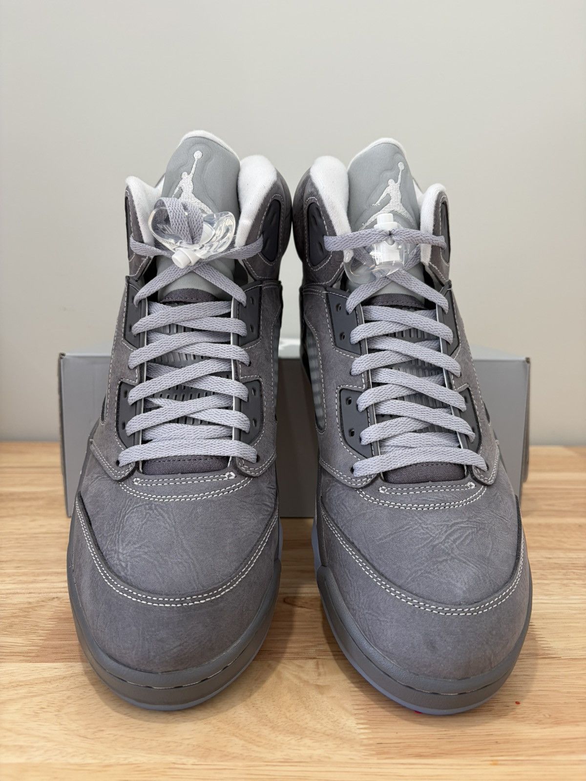 Jordan Brand Air Jordan 5 Retro Wolf Grey 2026 DD0587-002 Size US 10 / EU 43 - 9 Thumbnail