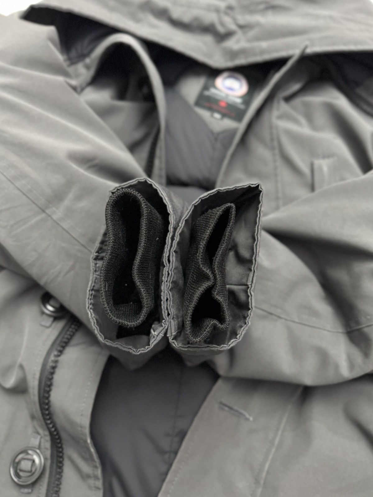 Canada Goose Chateau Parka Size US M / EU 48-50 / 2 - 14 Thumbnail