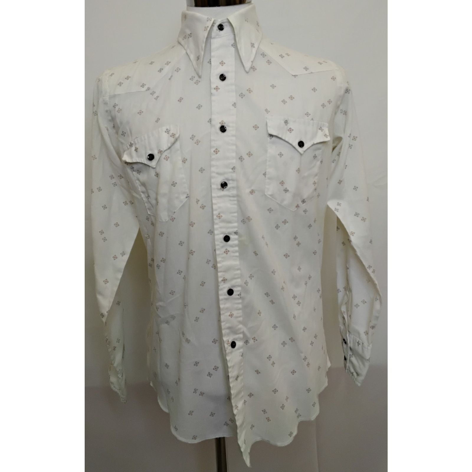 Wrangler Wrangler Long Tails Button Up Shirt Men's M White VTG 70's Size US M / EU 48-50 / 2 - 2 Thumbnail