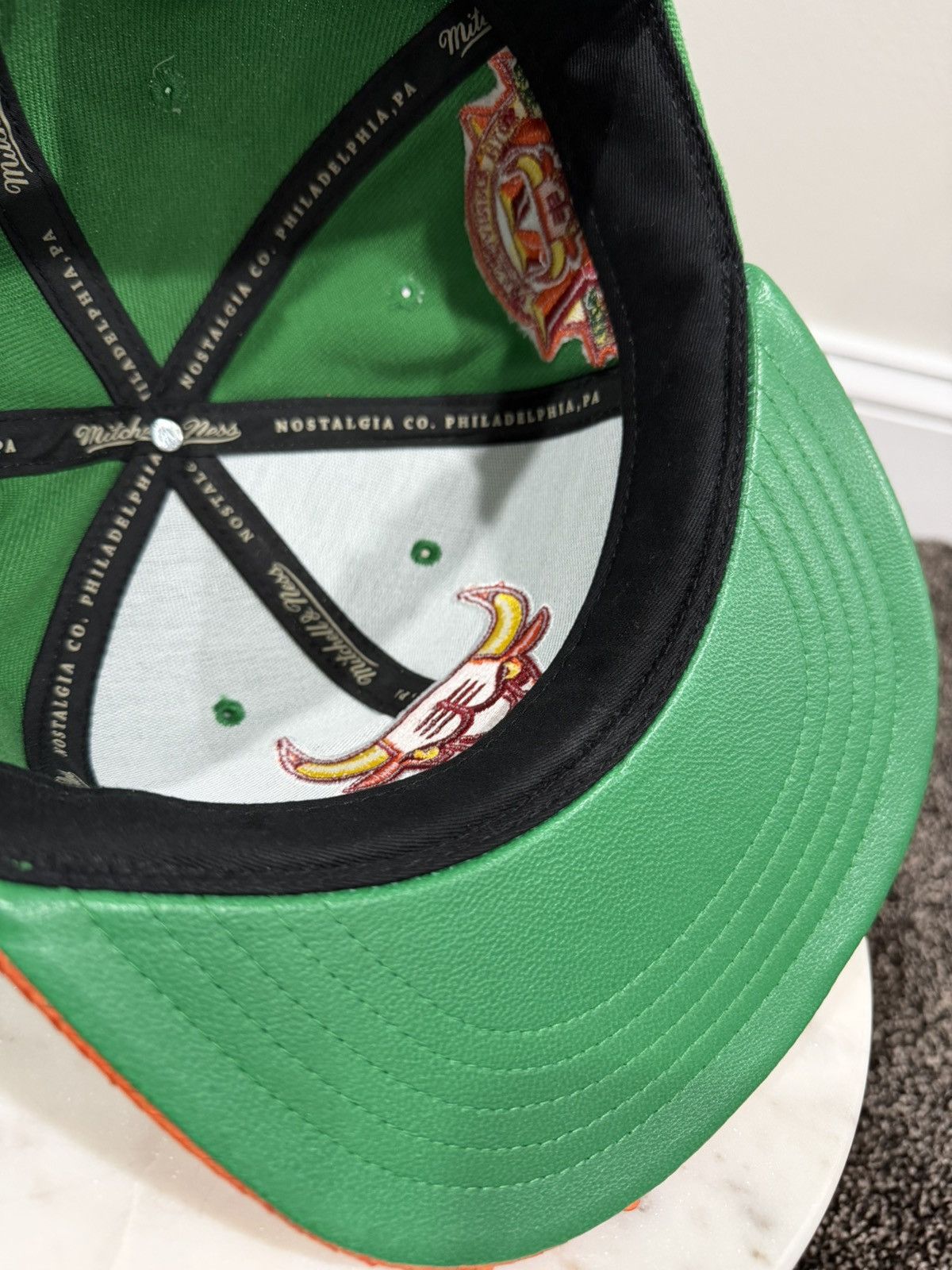 Just Don × Mitchell & Ness Just Don Mitchell & Ness NBA Chicago Bulls Green/Orange Hat Size ONE SIZE - 9 Thumbnail