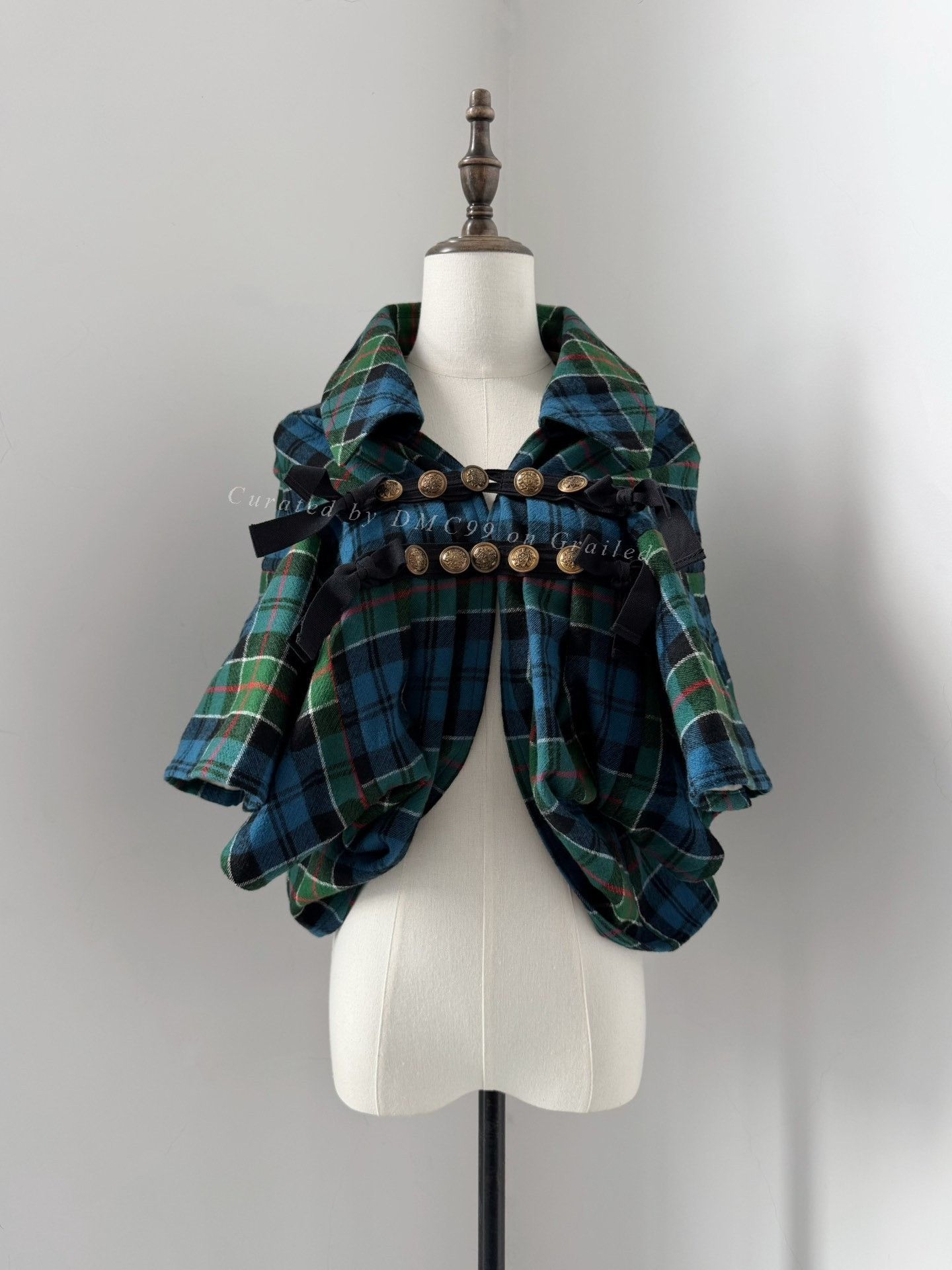 Comme des Garcons Comme des Garçons 2011 Tricot Plaid Cape Size M / US 6-8 / IT 42-44 - 1 Thumbnail