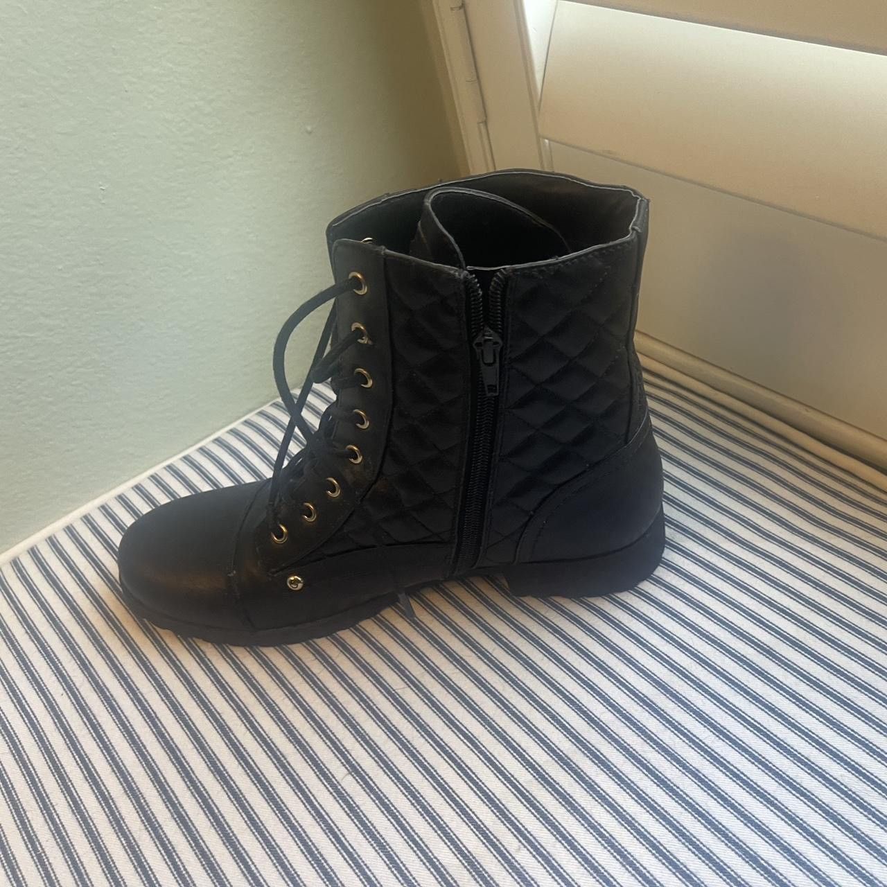 Other Guess Combat Boots. Size US 10 / IT 40 - 1 Thumbnail