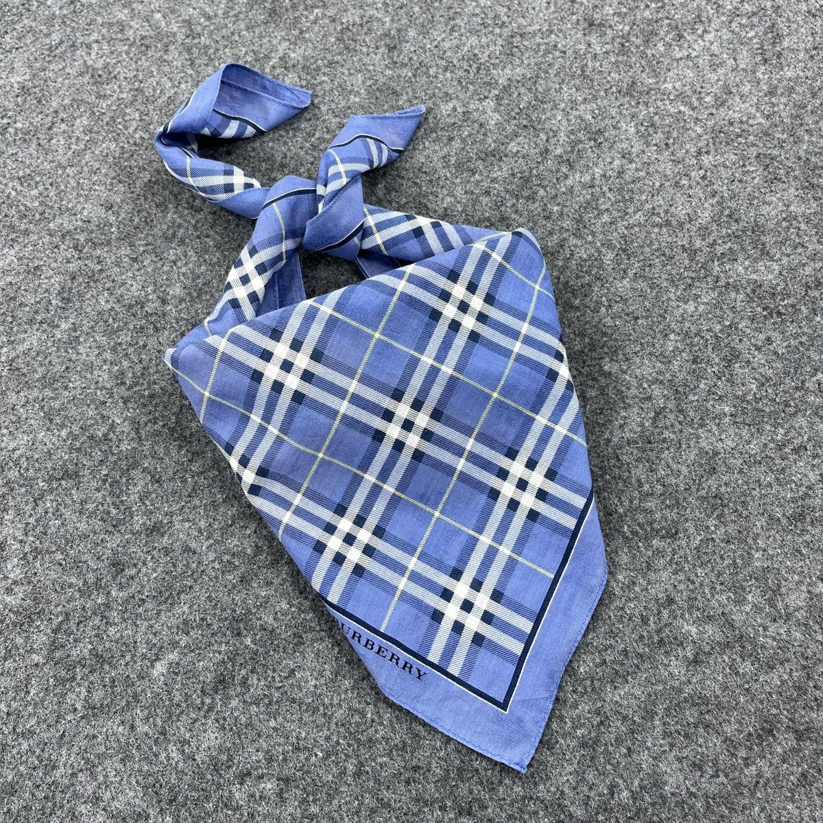 Burberry Burberry Handkerchief / Bandana / Neckerchief B934 Size ONE SIZE - 8 Thumbnail
