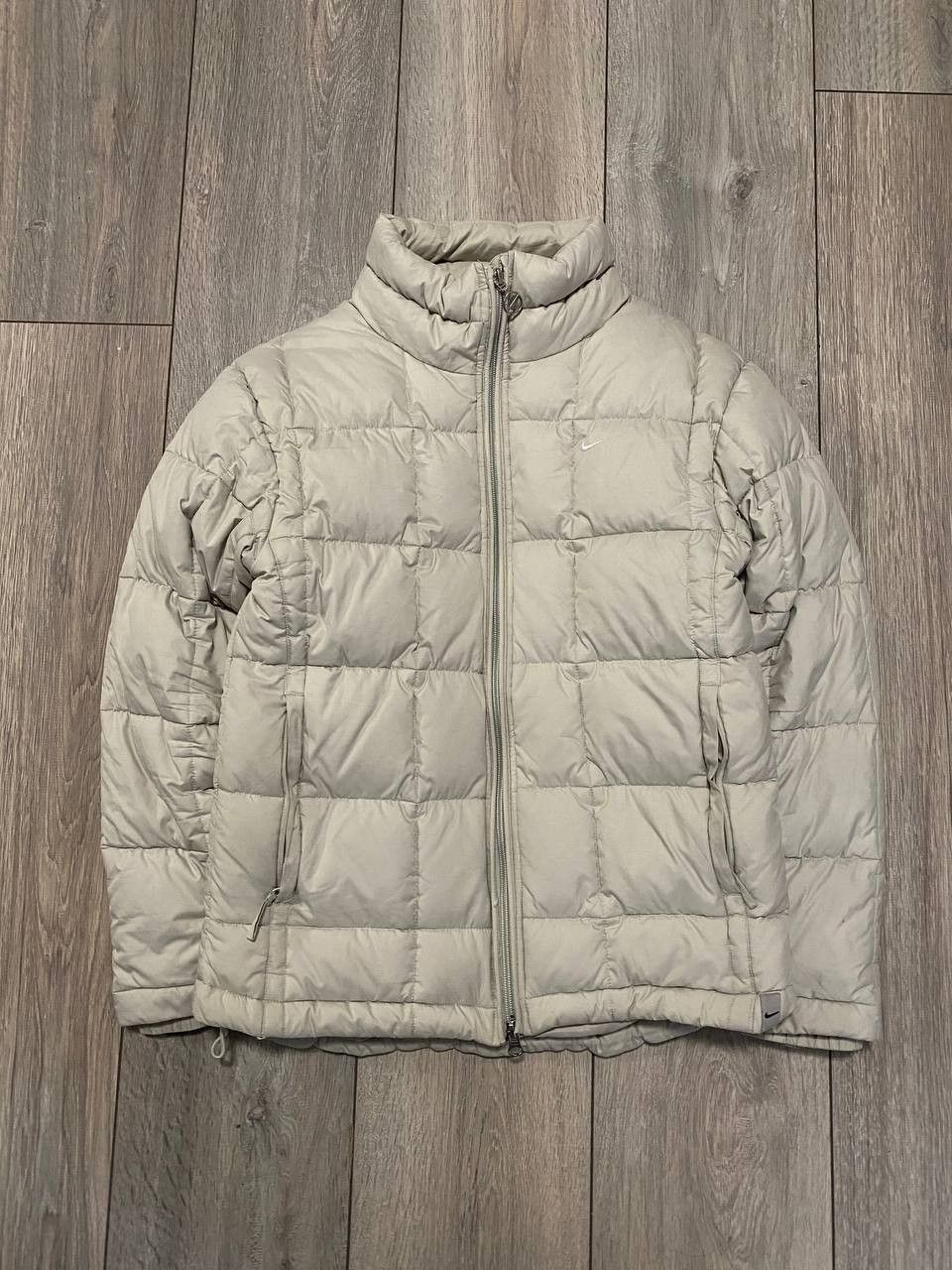 Nike Vintage Nike Puffer Jacket Beige Fluff Streeatwear Size: M Size M / US 6-8 / IT 42-44 - 1 Thumbnail