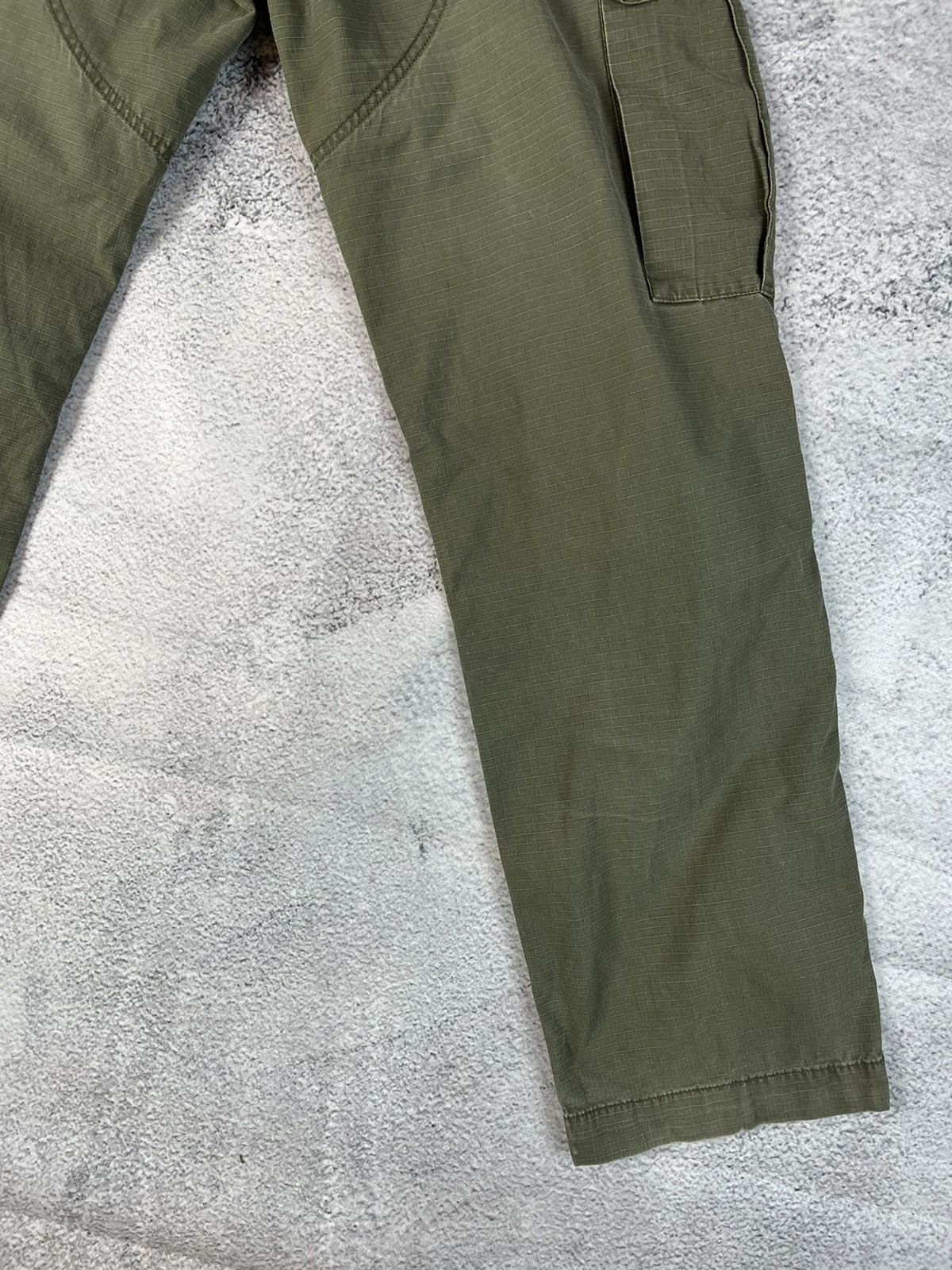 Carhartt × Vintage Carhartt WIP cargo pants Y2K Size US 33 - 14 Thumbnail