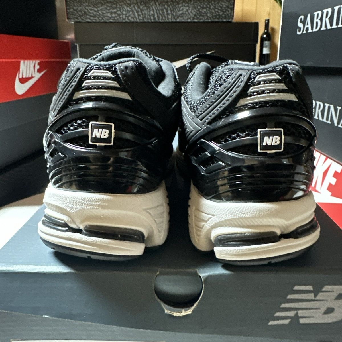 New Balance *NEW* Size 11 Men US. New Balance 1906R black/ White Size US 11 / EU 44 - 6 Thumbnail