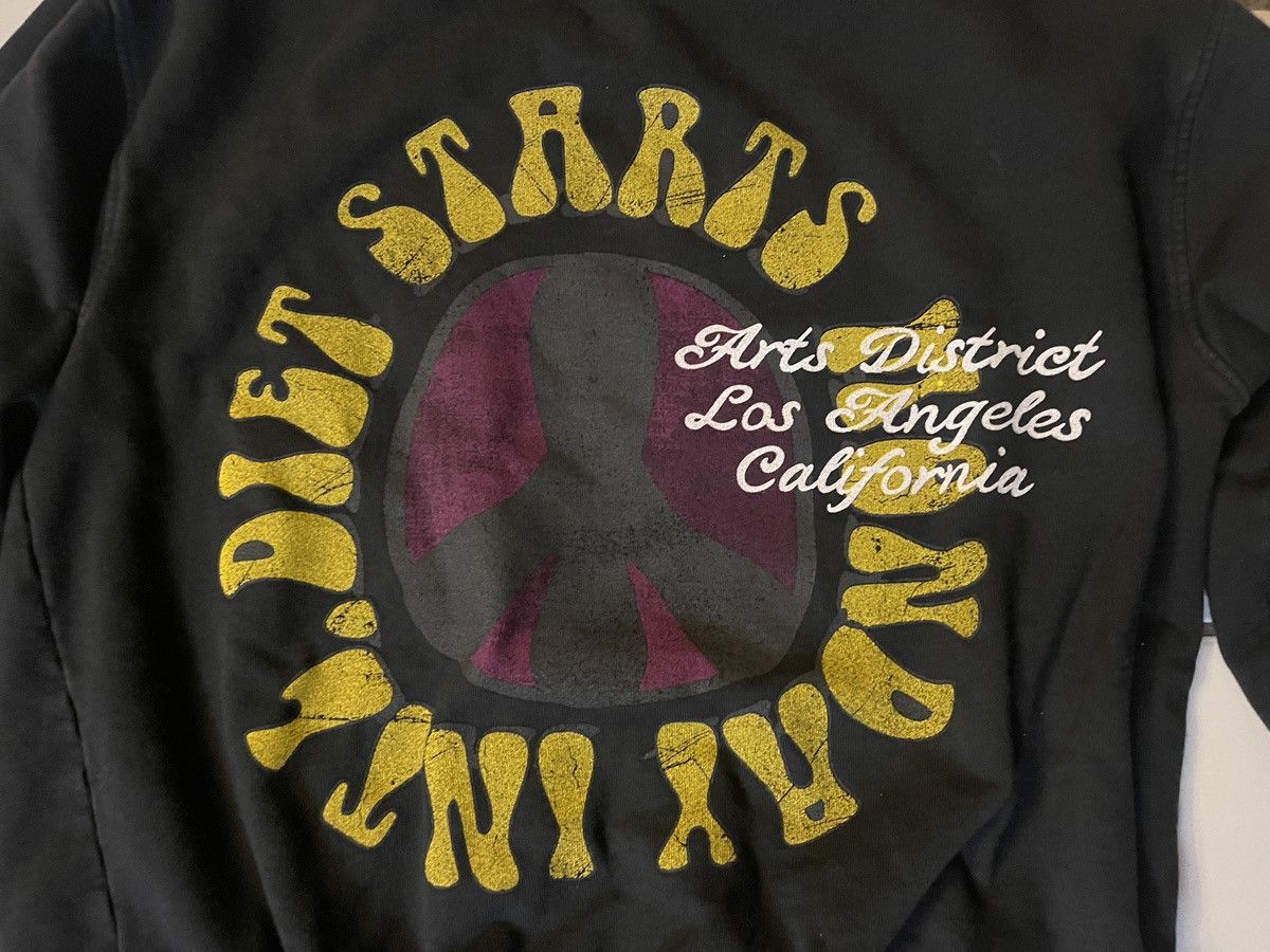 Diet Starts Monday Diet Starts Monday Sweatshirt Crewneck Size Medium Logo Size M / US 6-8 / IT 42-44 - 2 Thumbnail