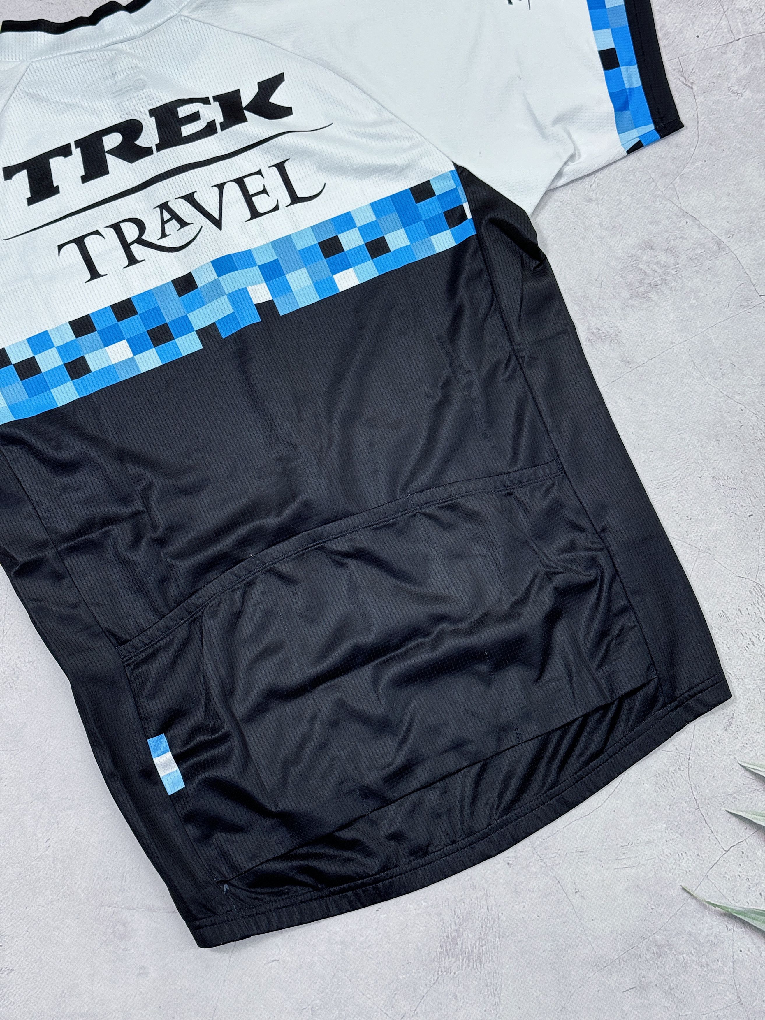 Sports Specialties Bontrager Trek Travel Cycling Jersey Size US M / EU 48-50 / 2 - 9 Thumbnail