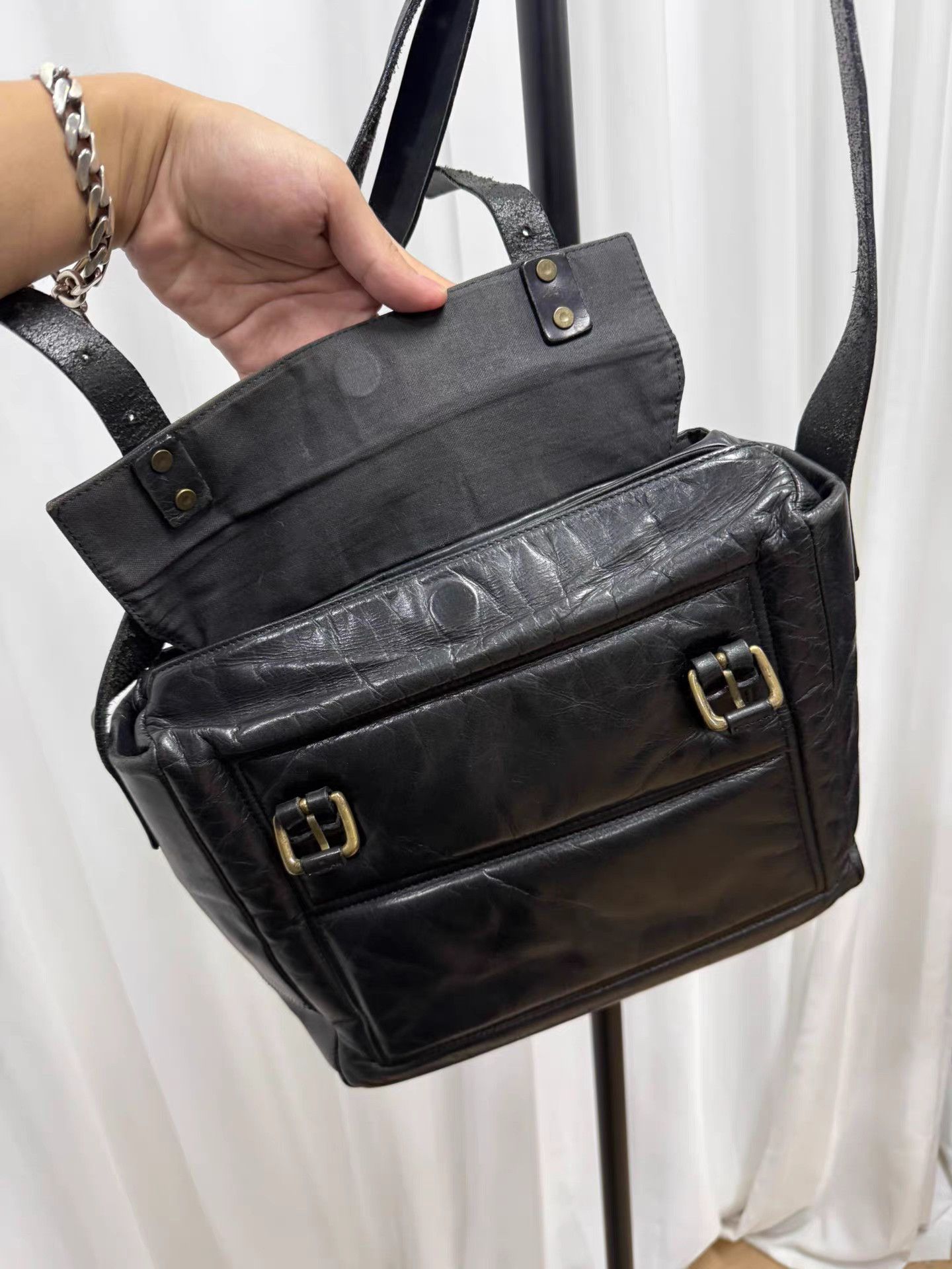 Dries Van Noten Dries van noten Padded Leather Messenger Bag K20 Size ONE SIZE - 7 Thumbnail