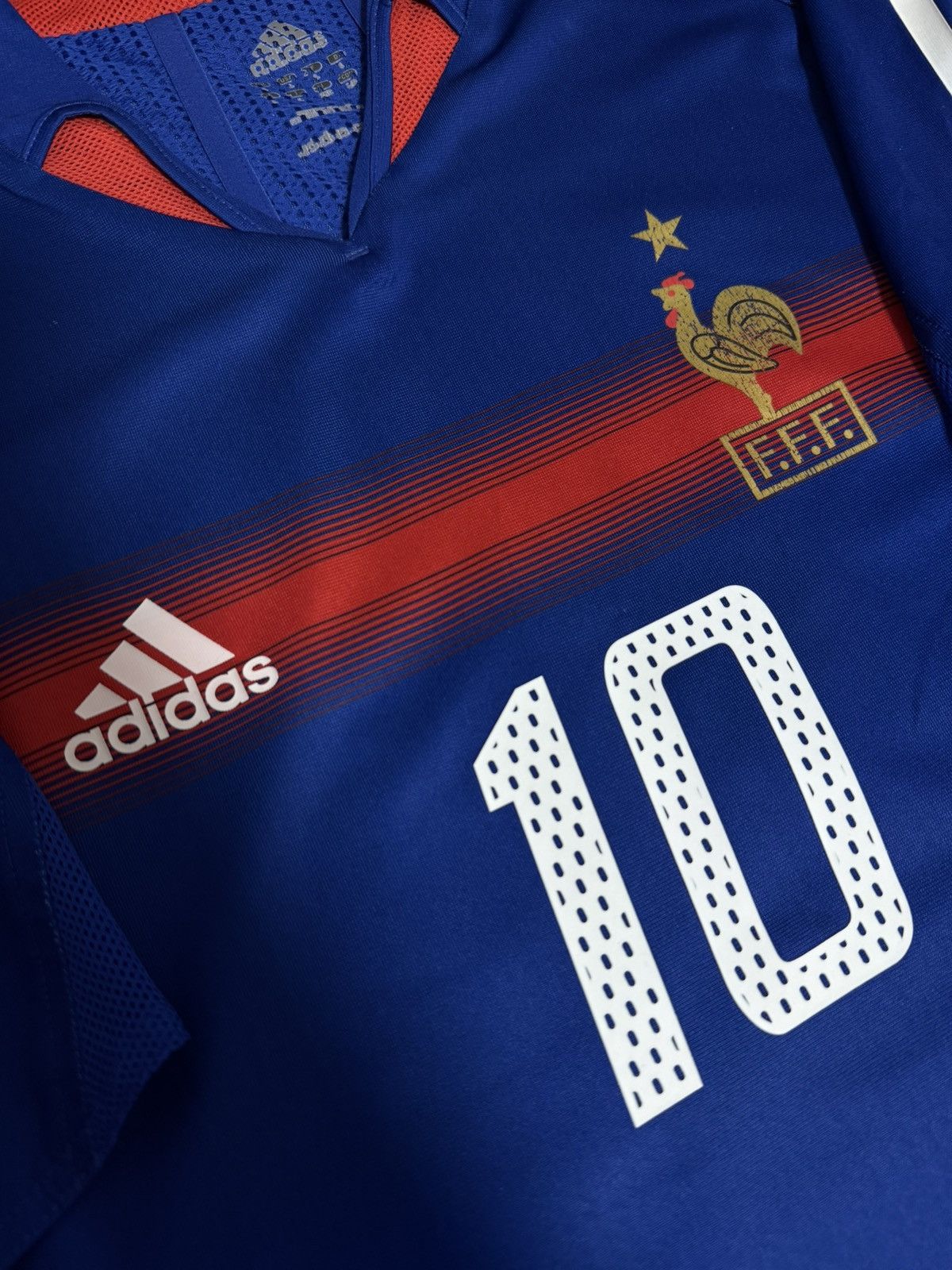 Adidas Original Zidane Player version france 2004 home jersey Size US L / EU 52-54 / 3 - 3 Thumbnail