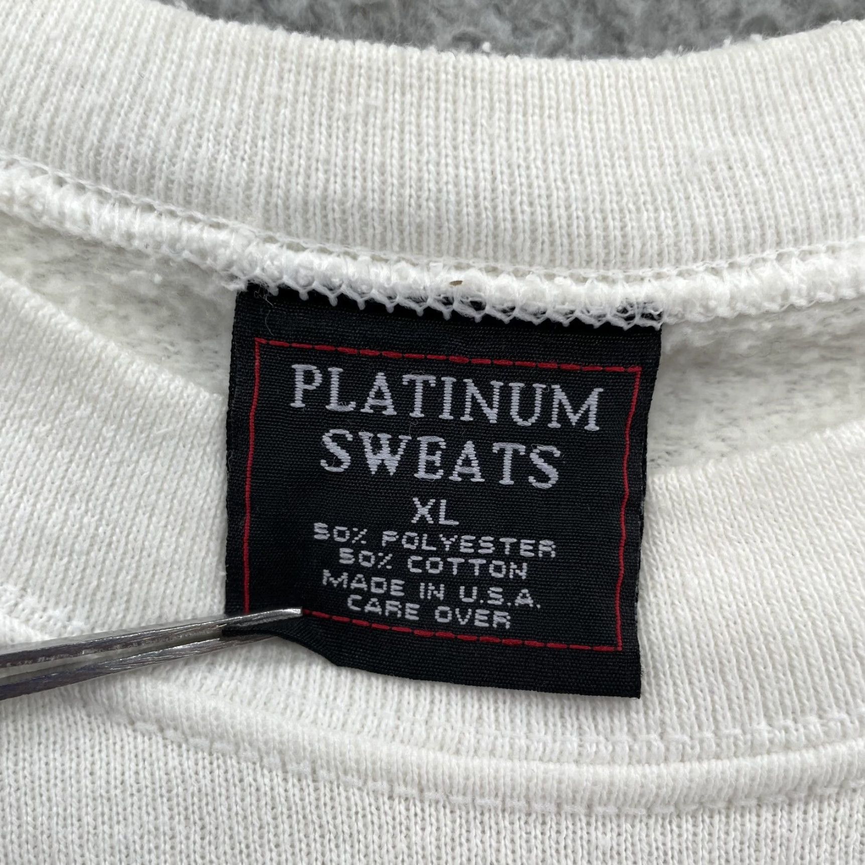 Vintage VINTAGE Platinum Sweats Sweatshirt XL USA Made Love is Patient Love is Kind Y2k Size US XL / EU 56 / 4 - 4 Thumbnail