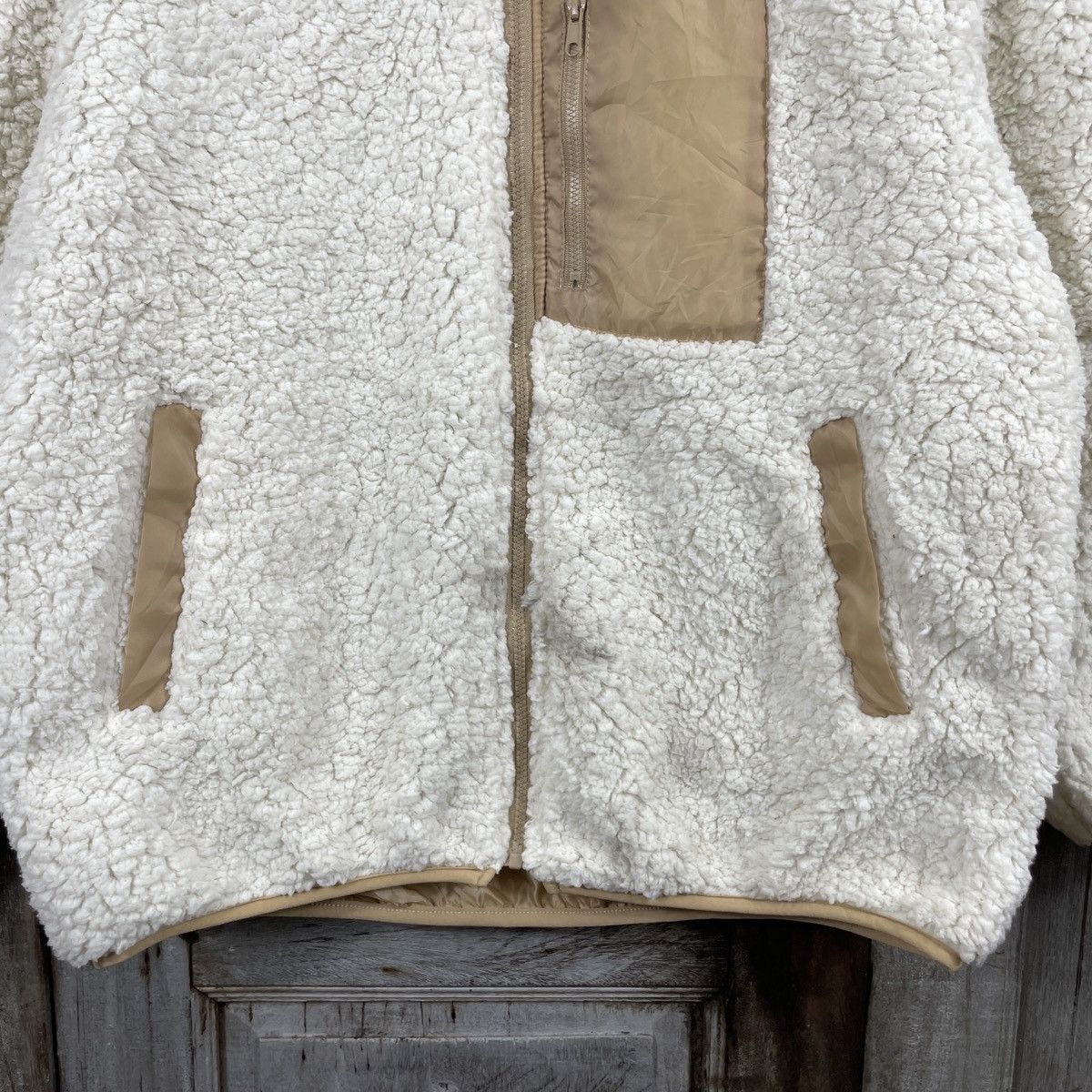 Japanese Brand × Uniqlo × Vintage Vintage Japanese Brand Sherpa Jackets Size US L / EU 52-54 / 3 - 4 Thumbnail