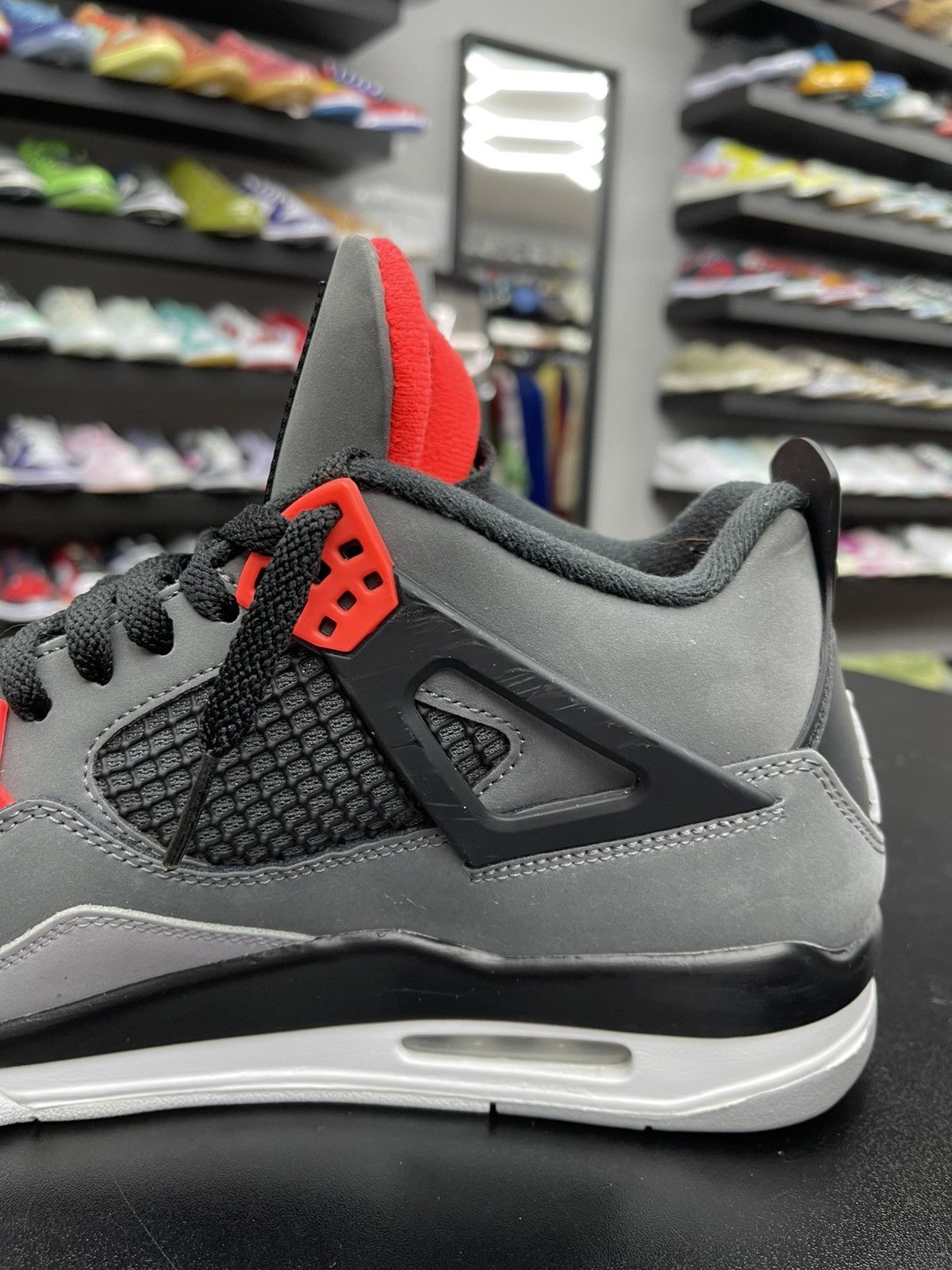 Jordan Brand Size 10.5 - Jordan 4 Retro Infrared Size US 10.5 / EU 43-44 - 6 Thumbnail