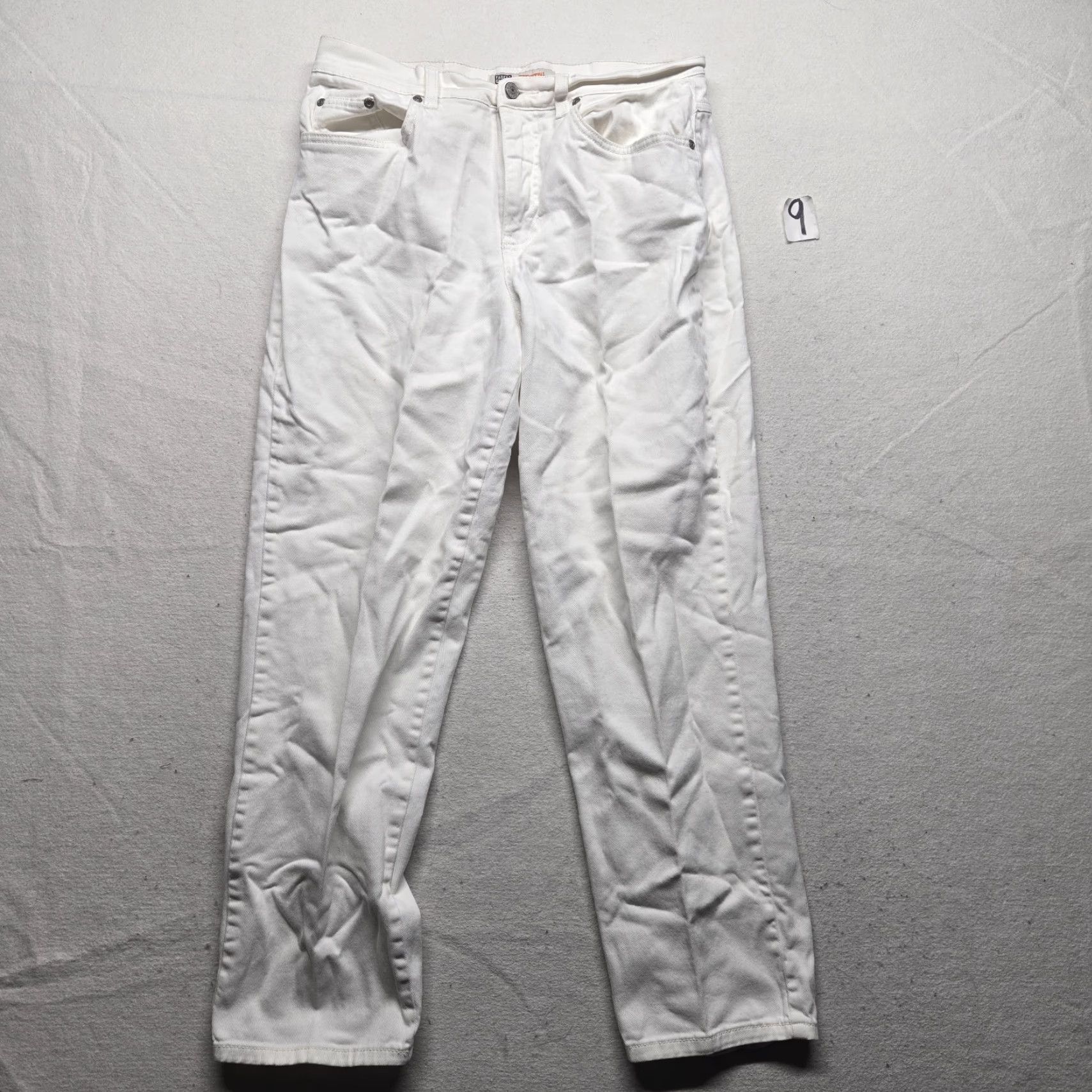 Faded Glory Faded Glory White Casual Pants Womens 14 Pockets Button Zip Straight Capri Length Summer Spring Size 36" / US 14 / IT 50 - 2 Thumbnail