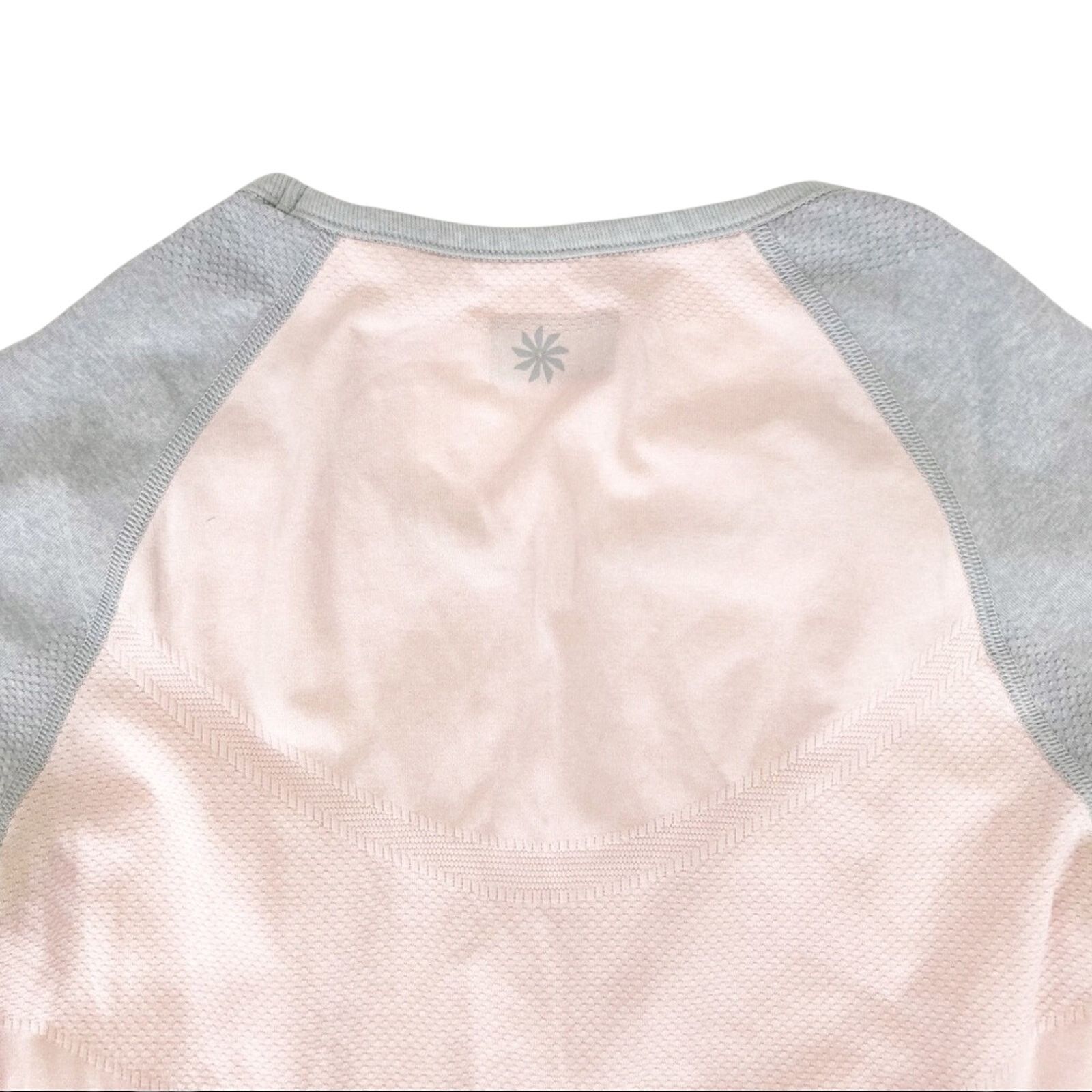 Other Athleta Color Block Fast Track Tee Ruched Pink Gray Sz XS Size XS / US 0-2 / IT 36-38 - 6 Thumbnail