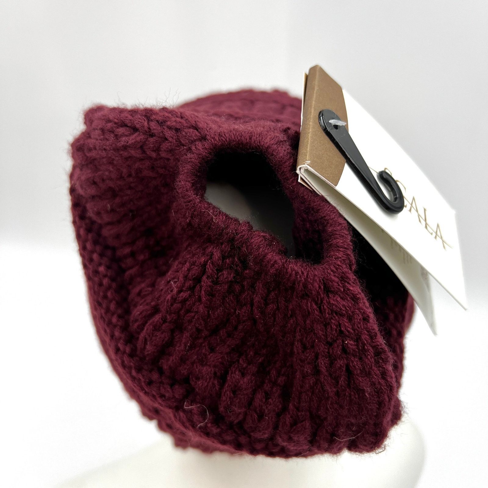 Other Scala Knit Beanie Hat With Ponytail Hole Red Acrylic Knit Size ONE SIZE - 5 Thumbnail