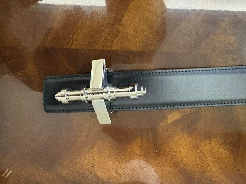 Givenchy Givenchy Belt, limited edition, with metal head design Size ONE SIZE - 5 Thumbnail