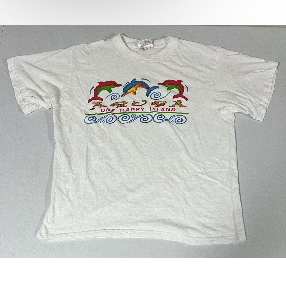 Vintage White ‘Aruba: One Happy Island’ Dolphin T-Shirt Tee Size M🐬✨ Size US M / EU 48-50 / 2 - 2 Thumbnail