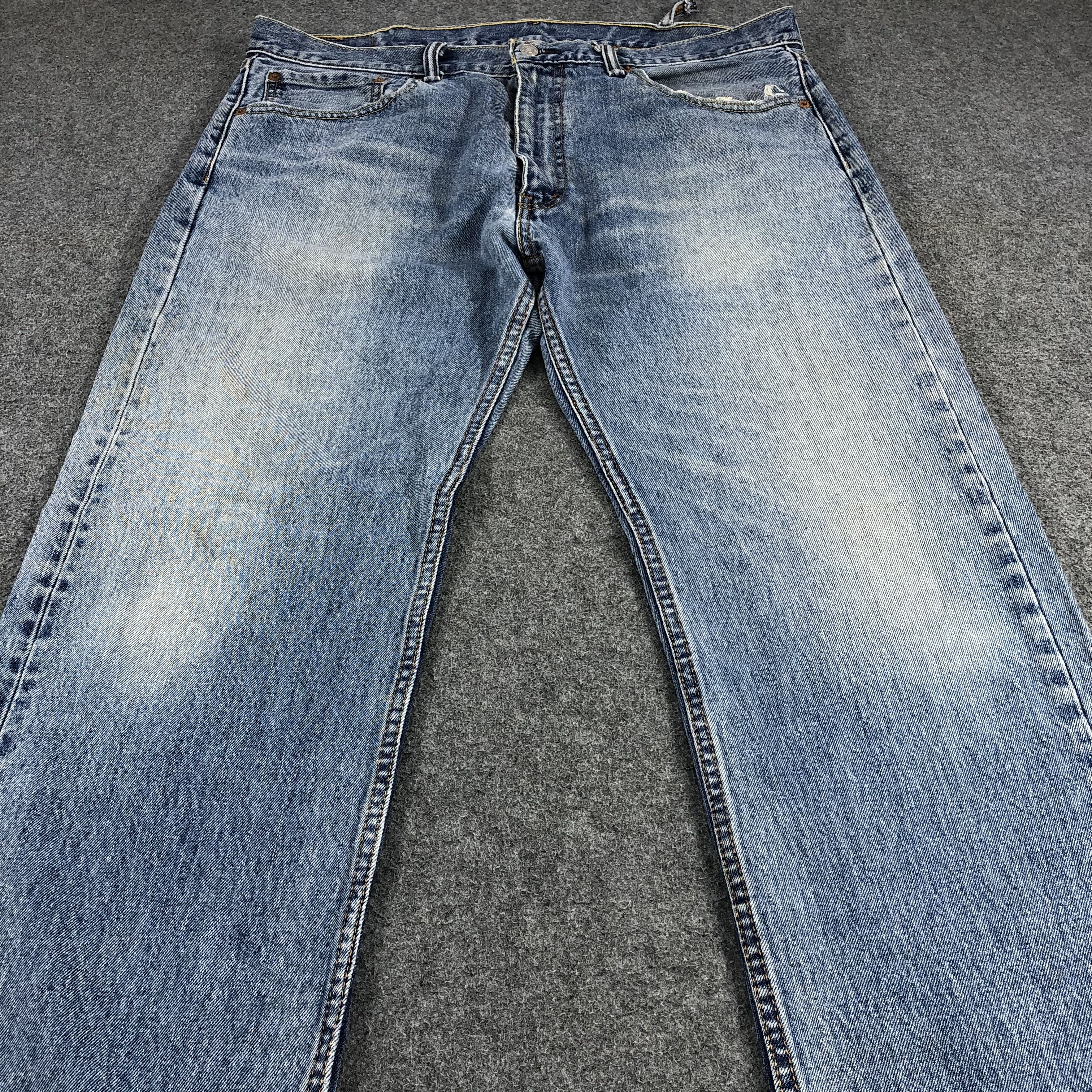 Levi's × Vintage Vintage Mid Wash Levis 505 Jeans-JM1120 Size US 40 / EU 56 - 3 Thumbnail