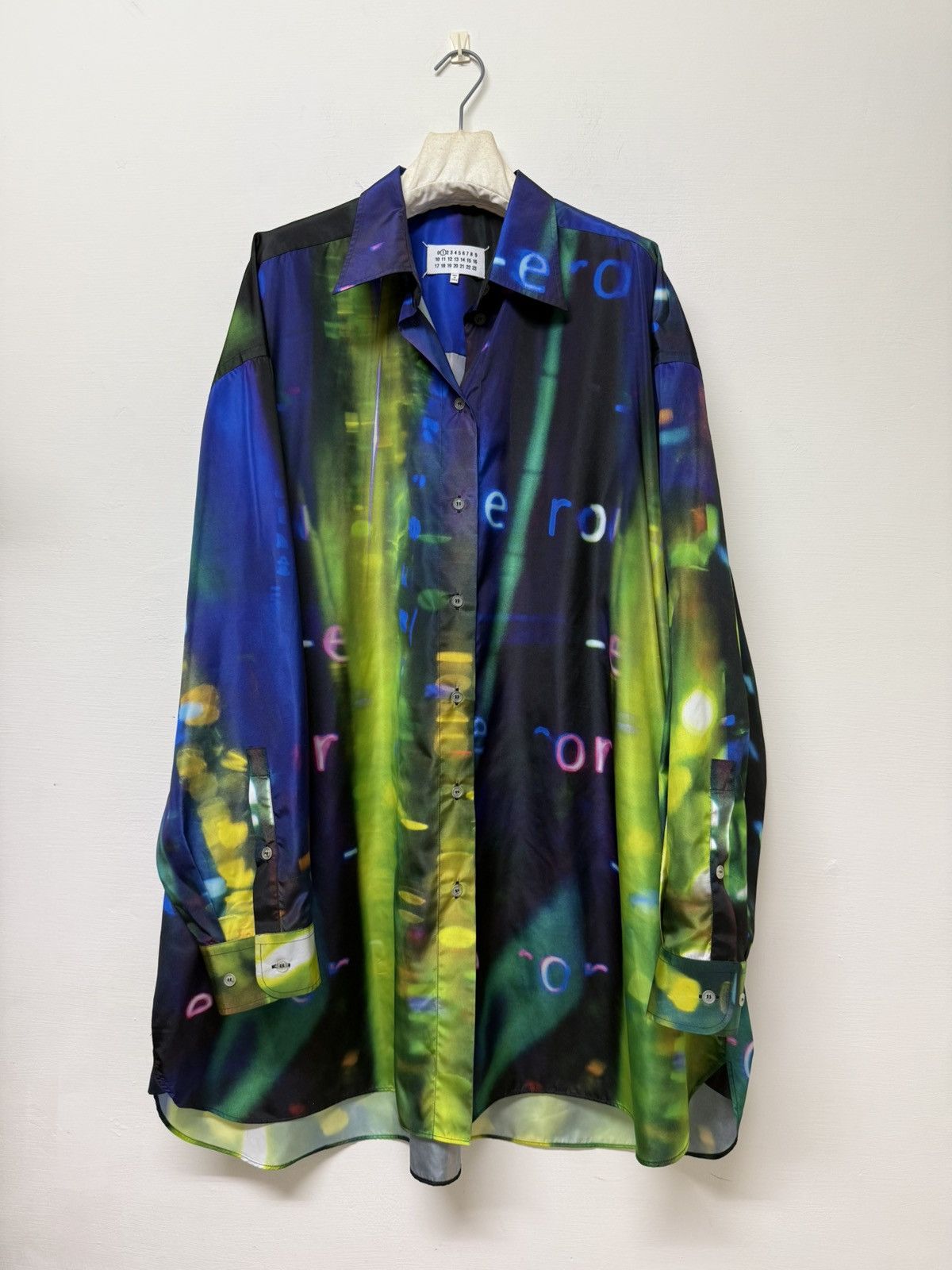 Maison Margiela Maison margiela oversized long printed poplin Shirt Size M / US 6-8 / IT 42-44 - 1 Thumbnail
