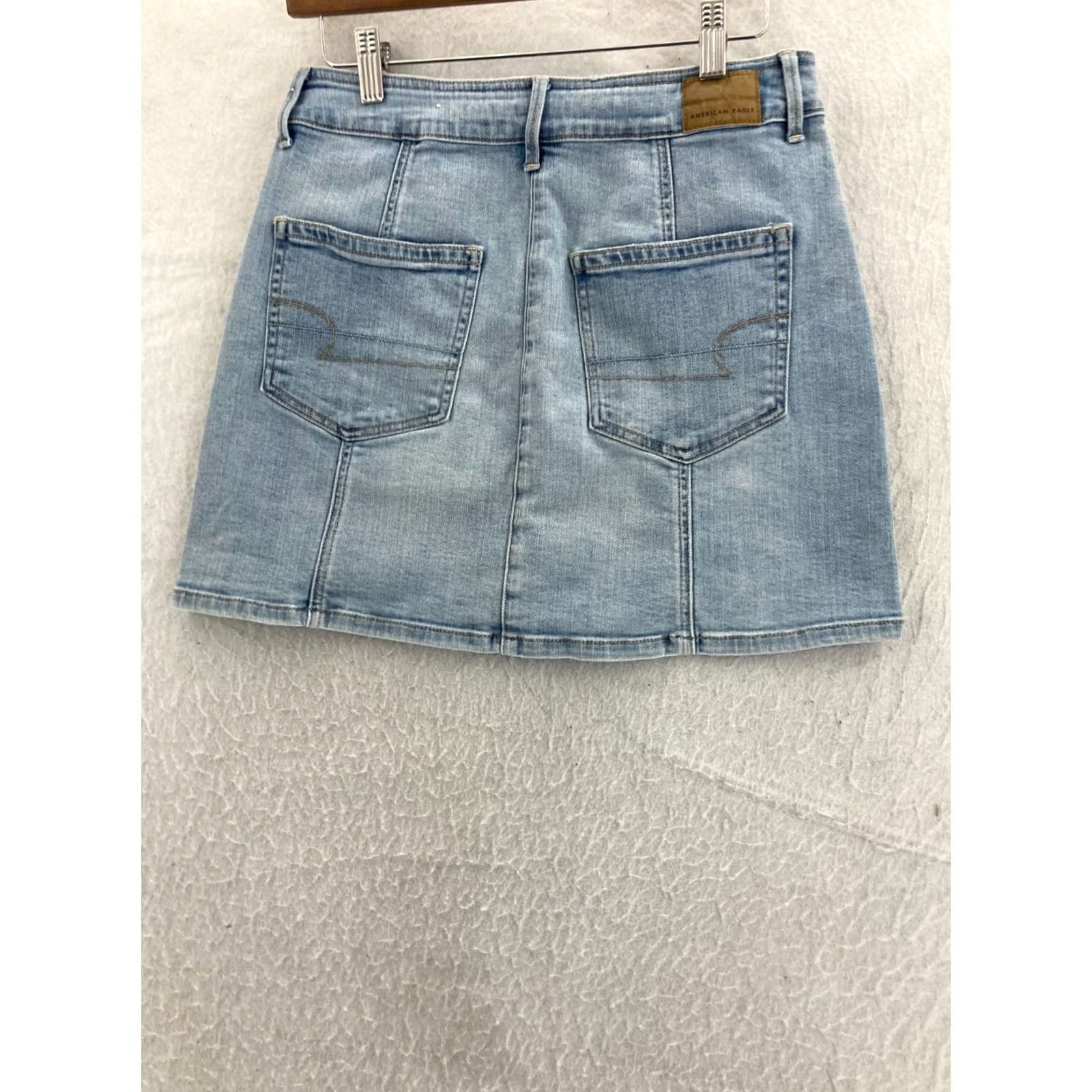 American Eagle Outfitters American Eagle Outfitters Denim Skirt Womens 6 Blue Short Denim Skirt Womens 6 Blue Jeans Size 28" / US 6 / IT 42 - 4 Thumbnail