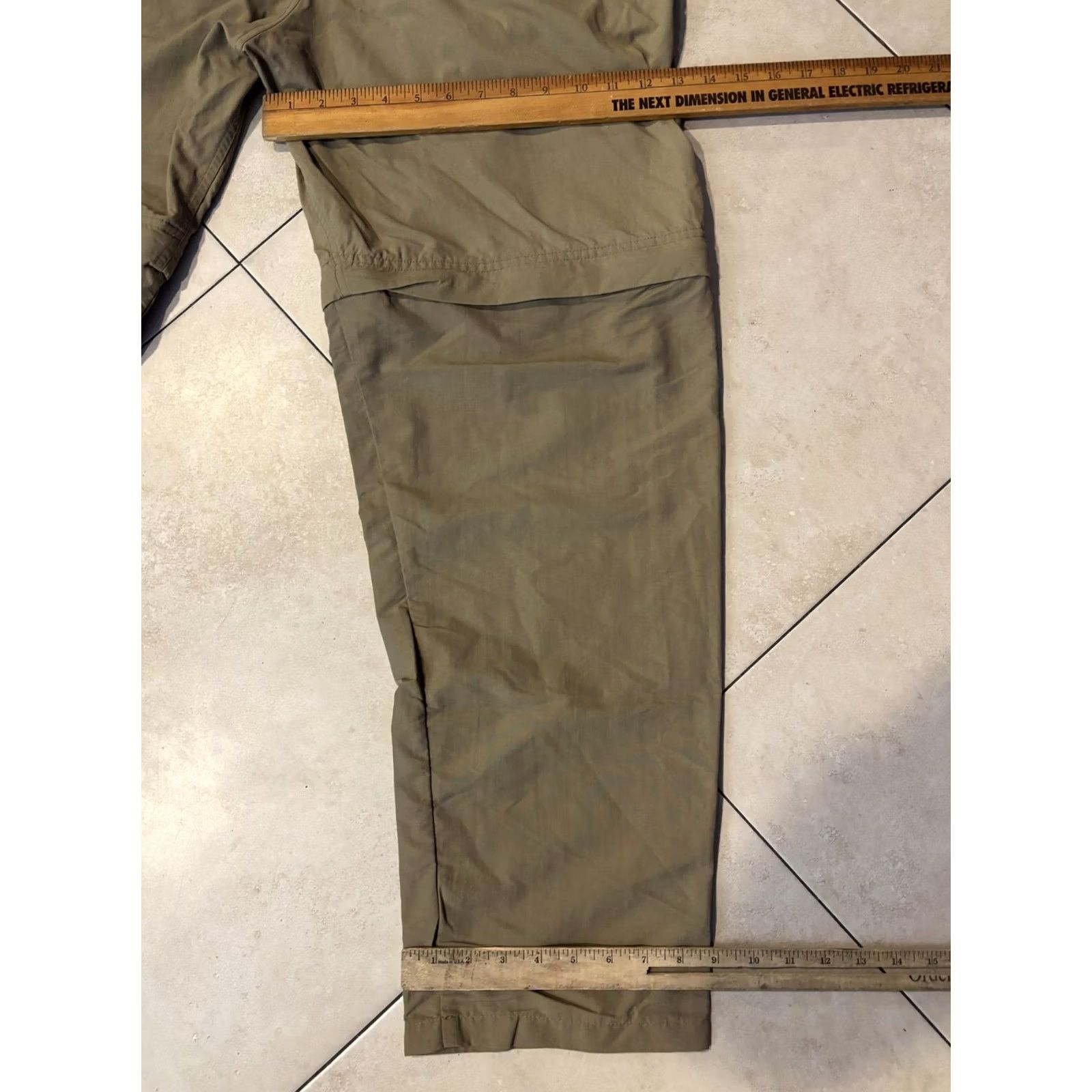 Vintage L.L. Bean Pants Mens 36x34 Beige Nylon Hiking Quick Dry Zip Pockets Trail Mens Regular 36W 34L Beige Khakis Outdoor Hiking Travel Size US 36 / EU 52 - 8 Thumbnail