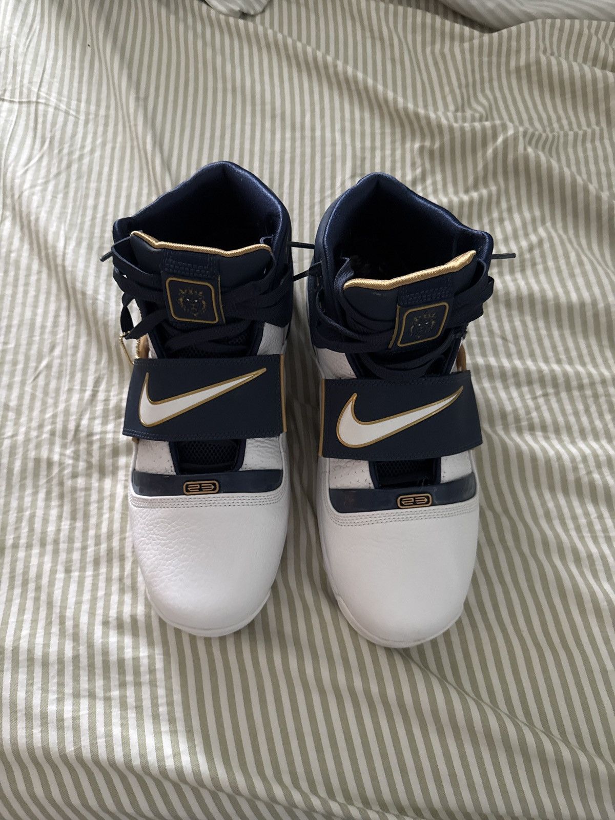 Nike Nike LeBron Zoom Soldier 1 Think 16 Size US 11.5 / EU 44-45 - 3 Thumbnail