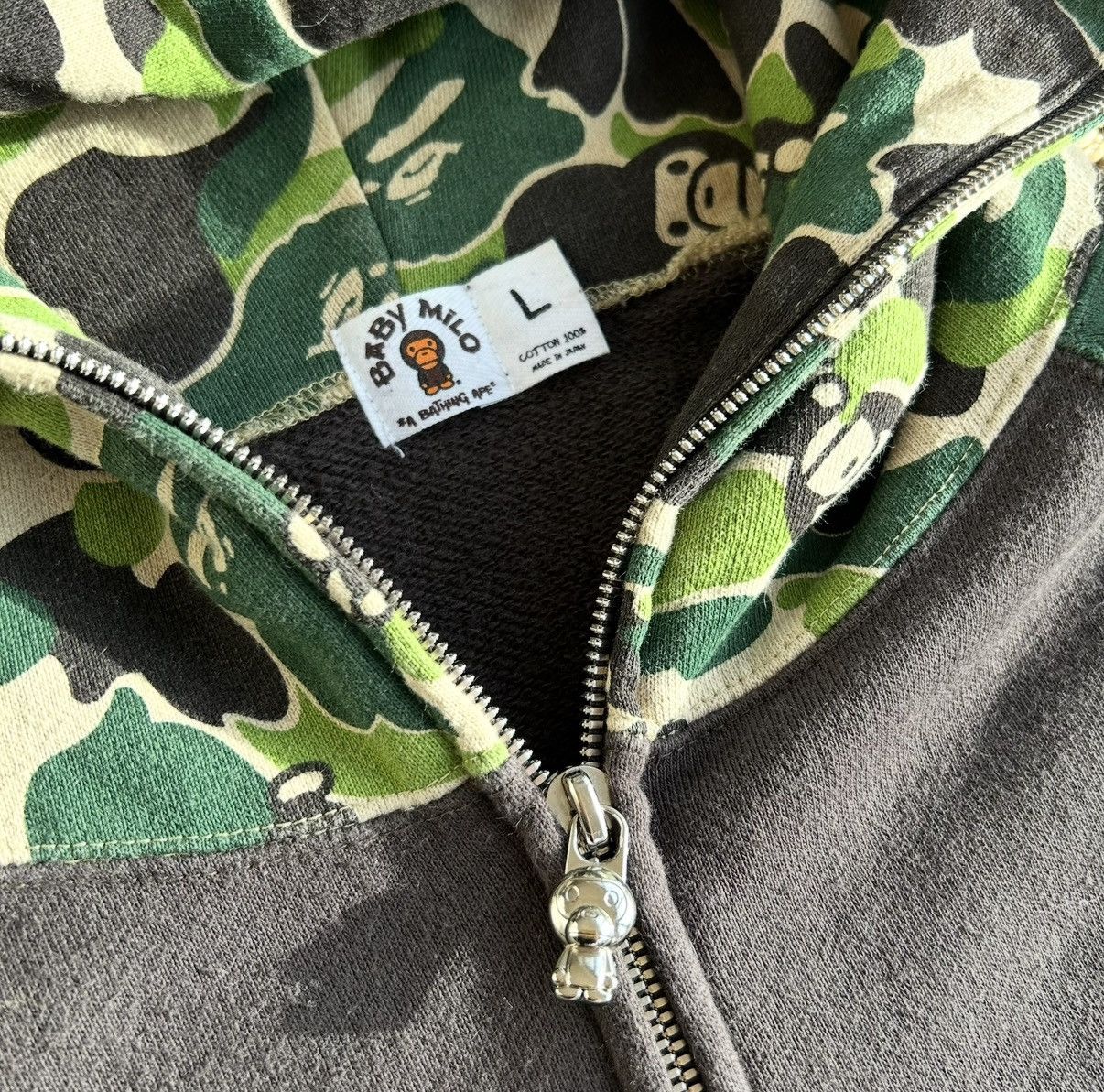 Bape Very Rare Bape Milo Hoodie - 2005 Japan Size US L / EU 52-54 / 3 - 3 Thumbnail