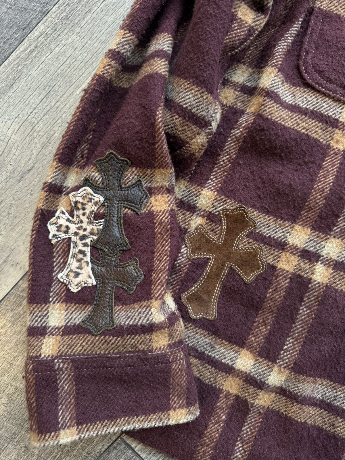 Chrome Hearts Chrome Hearts Burgundy Cross Patch 1/1 Long Sleeve Flannel Size US L / EU 52-54 / 3 - 11 Thumbnail