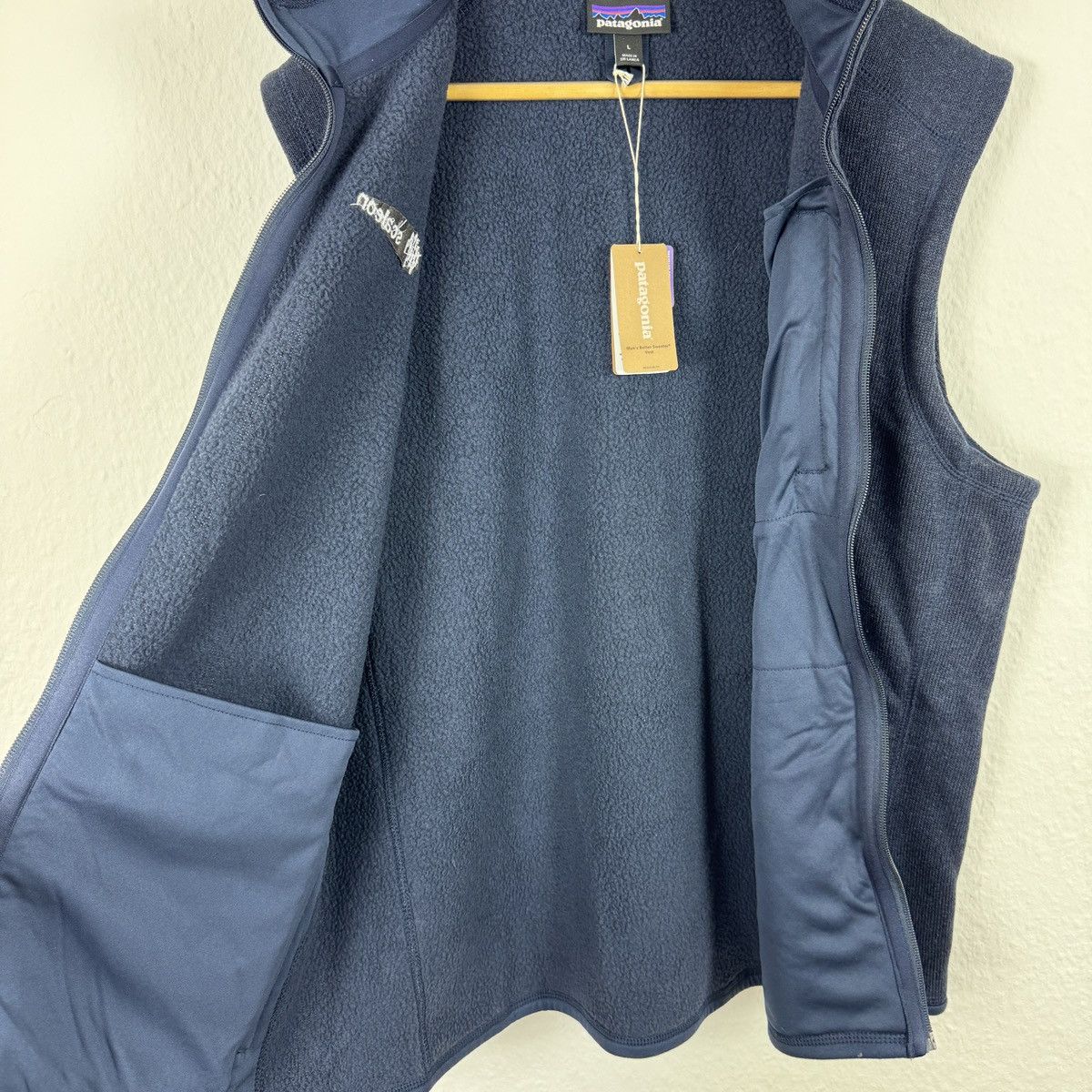 Patagonia NWT PATAGONIA MENS BETTER SWEATER VEST NAVY FLEECE SIZE L/50 Size US L / EU 52-54 / 3 - 9 Thumbnail