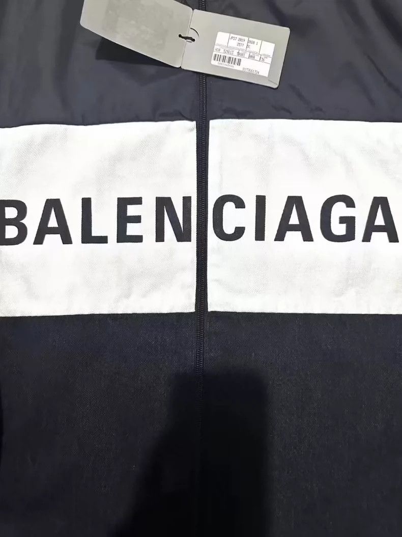 Balenciaga Balenciaga size 34 Patchwork logo denim assault jacket 2501 Size US M / EU 48-50 / 2 - 3 Thumbnail