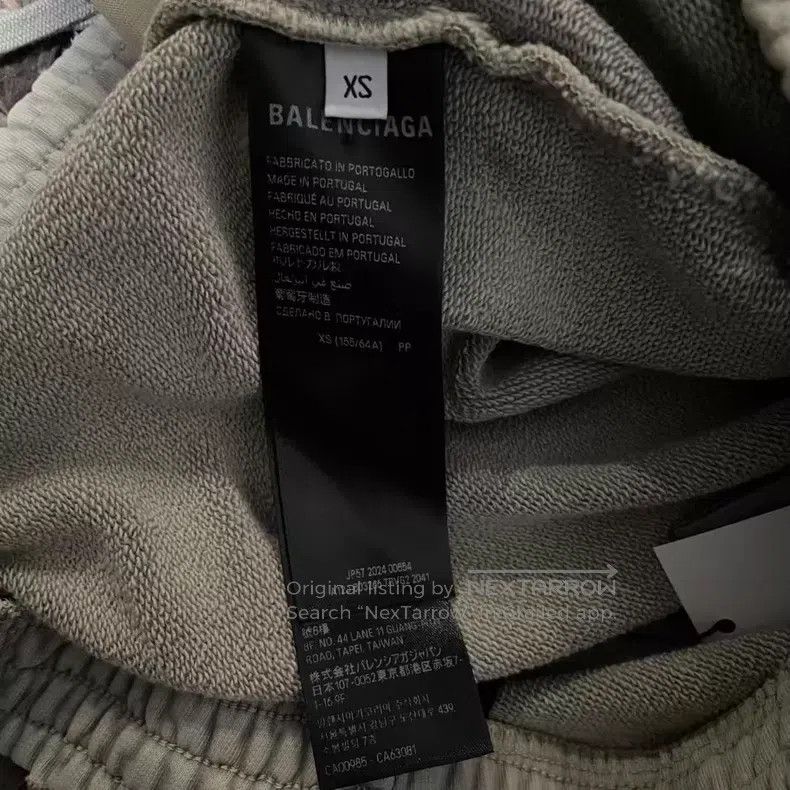 Balenciaga Balenciaga size XS Worn-out wide-leg cargo pants with drago Size US 27 - 4 Thumbnail