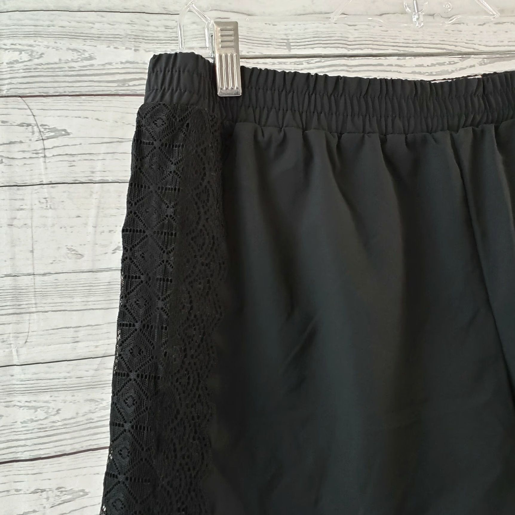 Fabletics Fabletics Womens Marley Shorts Sz Medium Black Lace Sides Mid Rise Athletic Running & Jogging Shorts Womens M Black Lace Sides Marley Size 32" / US 10 / IT 46 - 2 Thumbnail