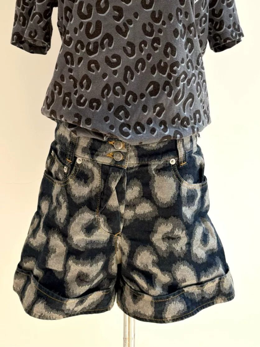 Vivienne Westwood vivienne westwood blue leopard print denim shorts Size 23" - 1 Thumbnail